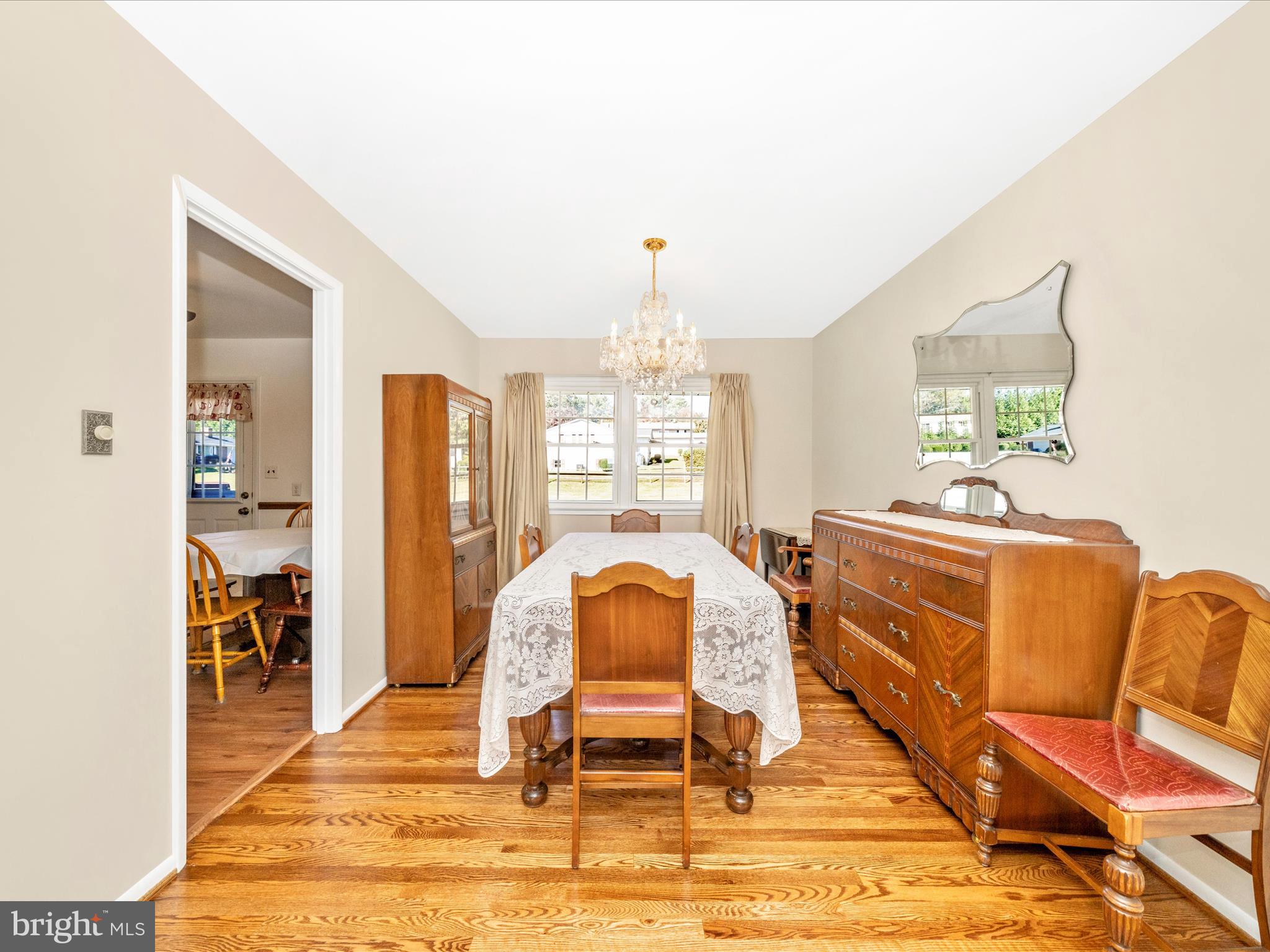 LAWNDALE ACRES - Residential