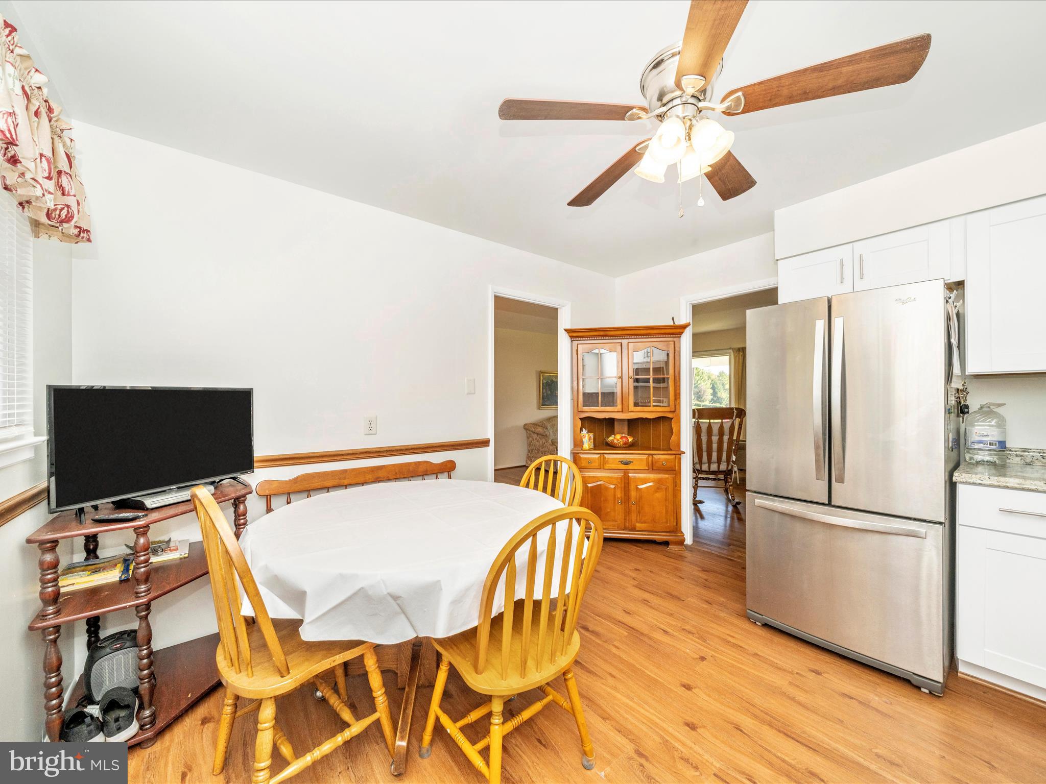 LAWNDALE ACRES - Residential