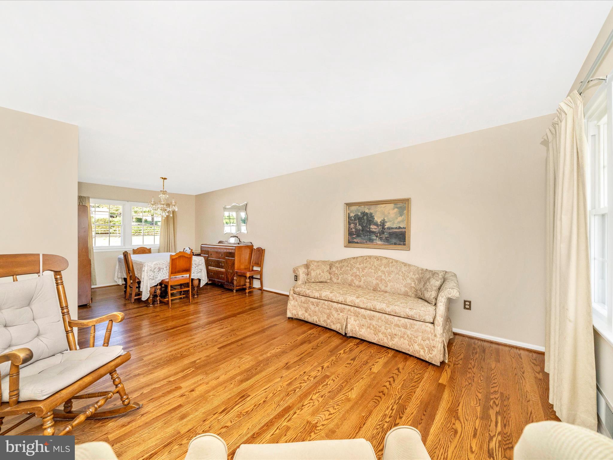 LAWNDALE ACRES - Residential