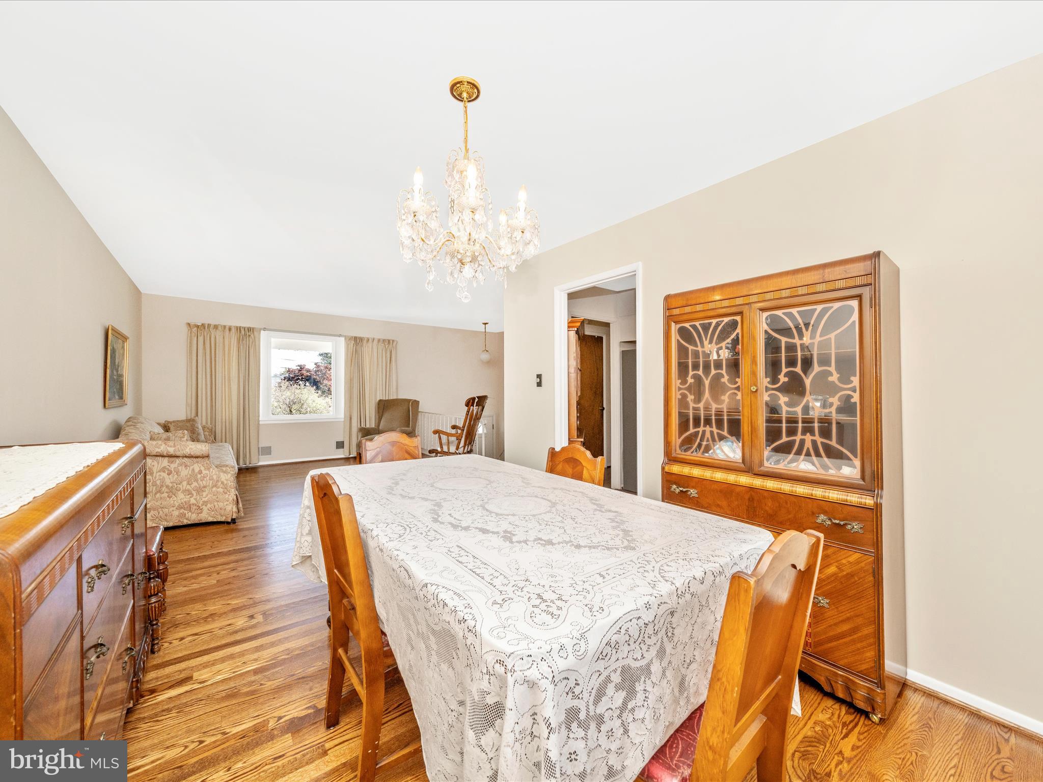 LAWNDALE ACRES - Residential