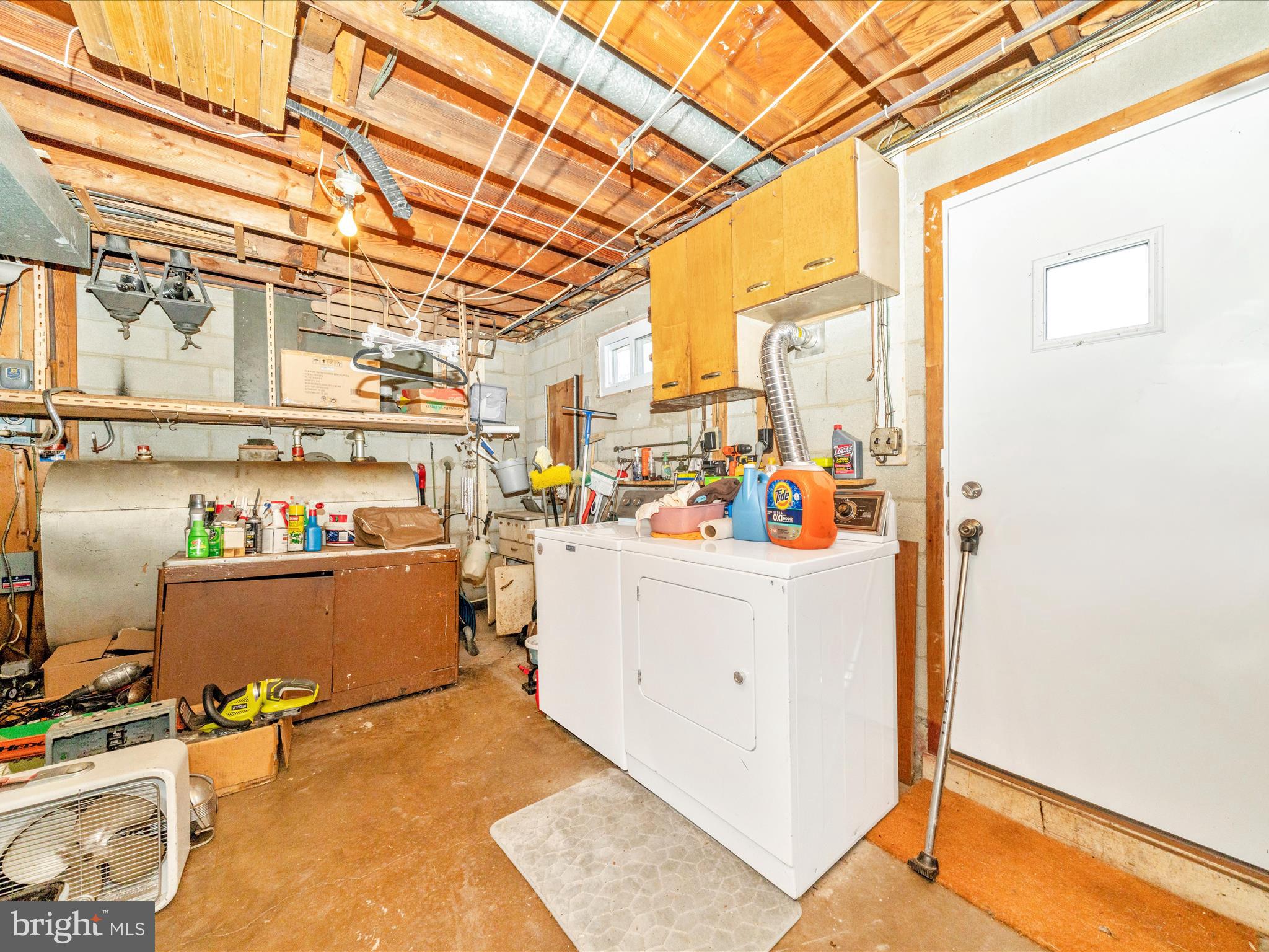 LAWNDALE ACRES - Residential