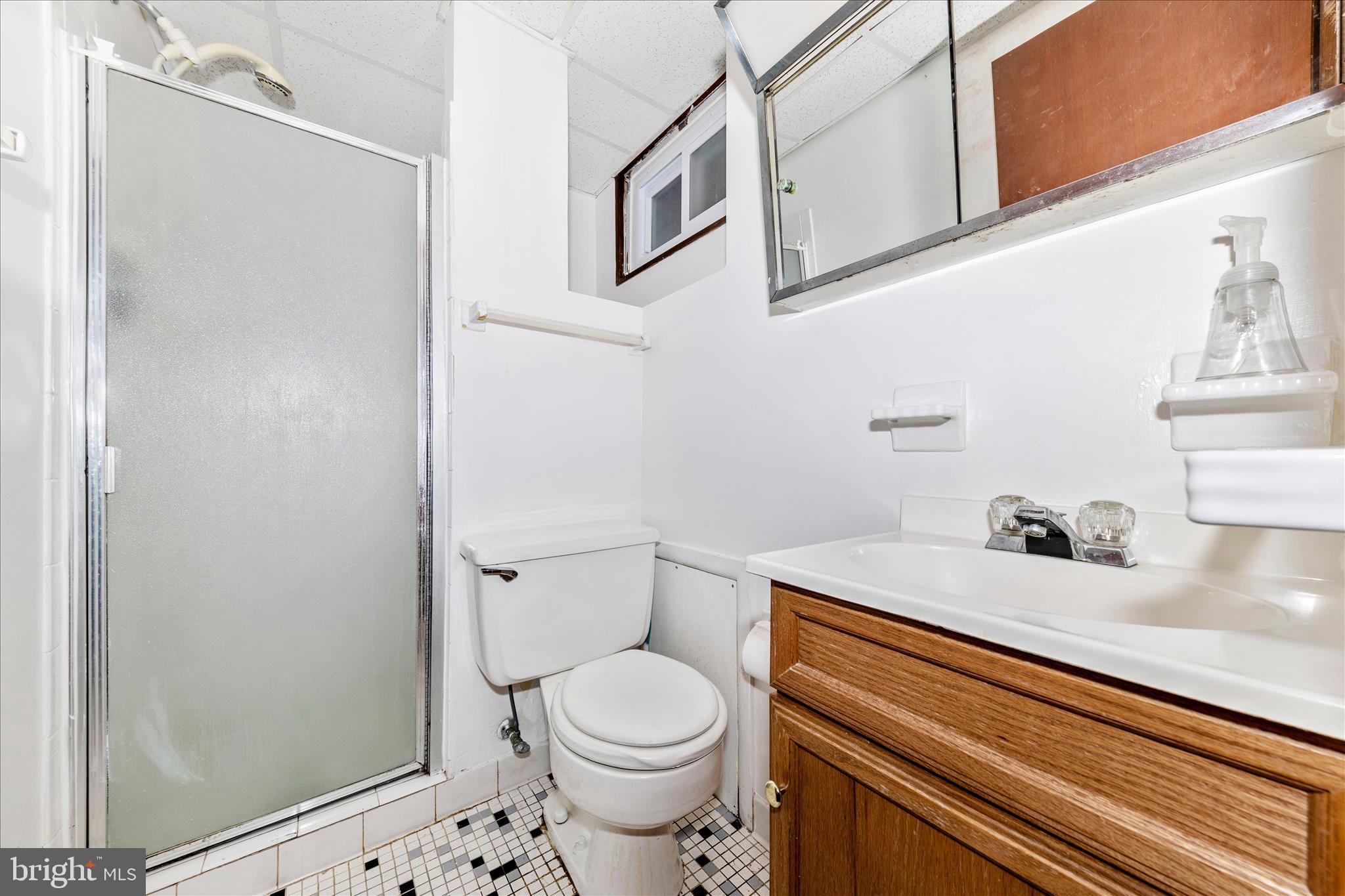 LAWNDALE ACRES - Residential