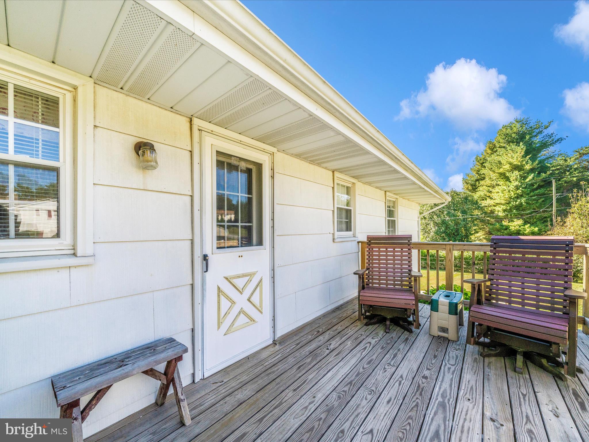 LAWNDALE ACRES - Residential