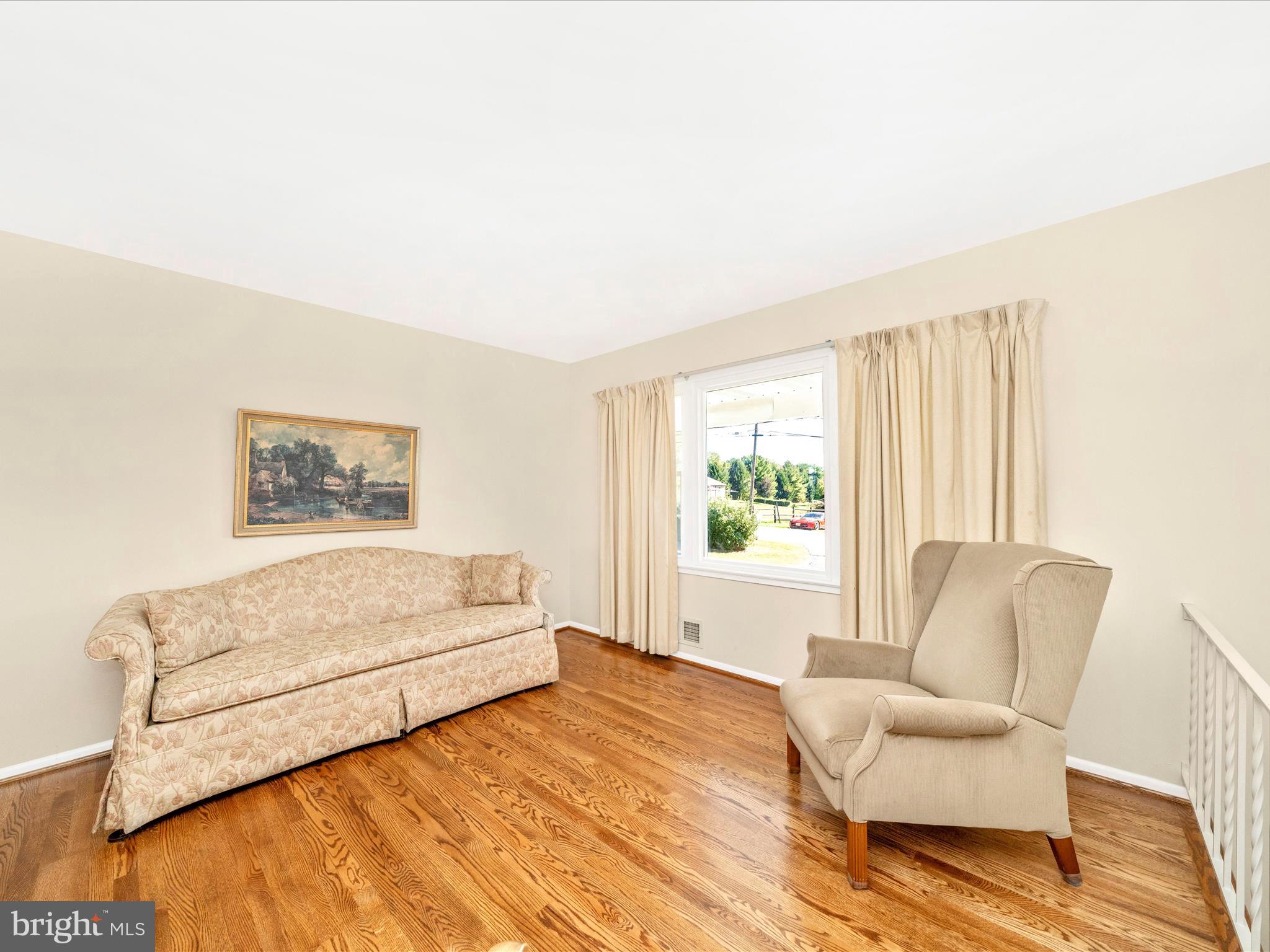 LAWNDALE ACRES - Residential