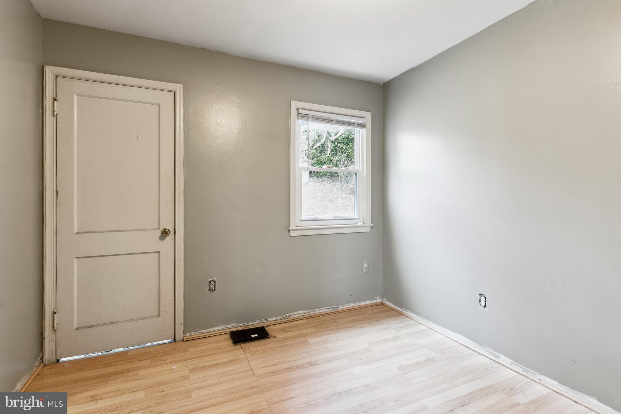 WASHINGTON SUBURBAN HOME - Residential