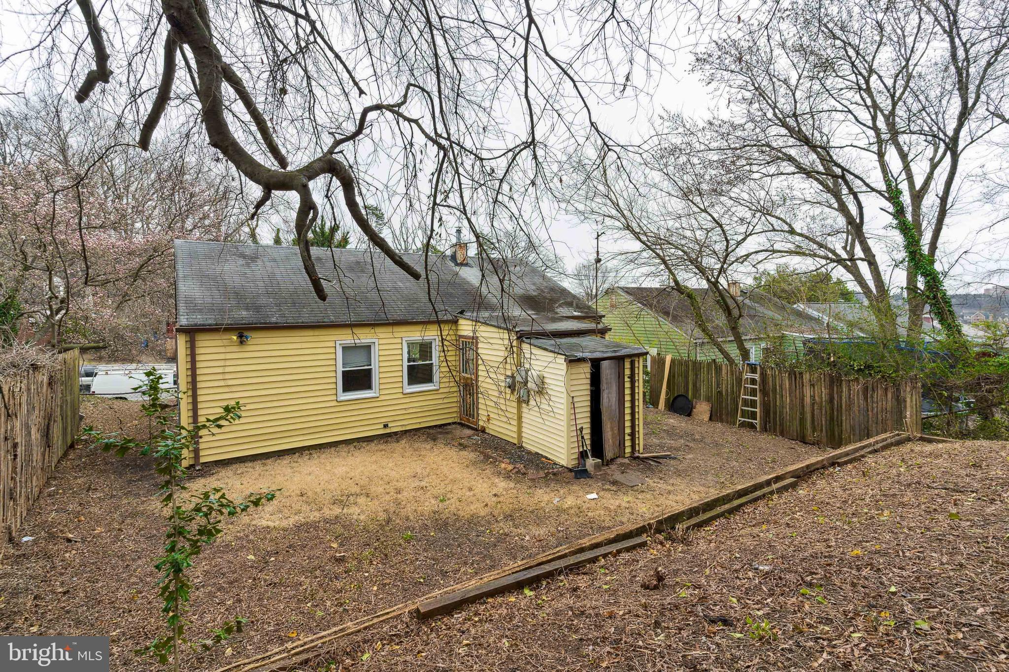 WASHINGTON SUBURBAN HOME - Residential