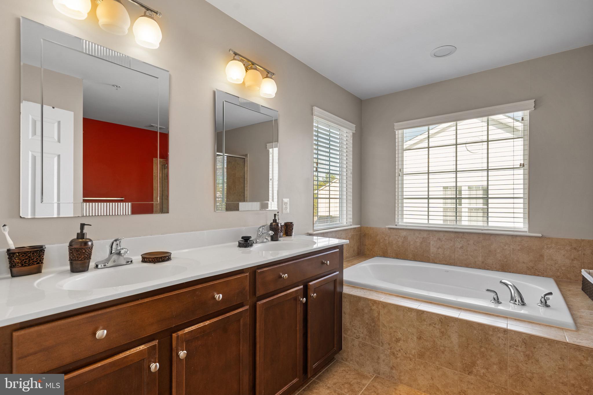 WORTHINGTON - Residential