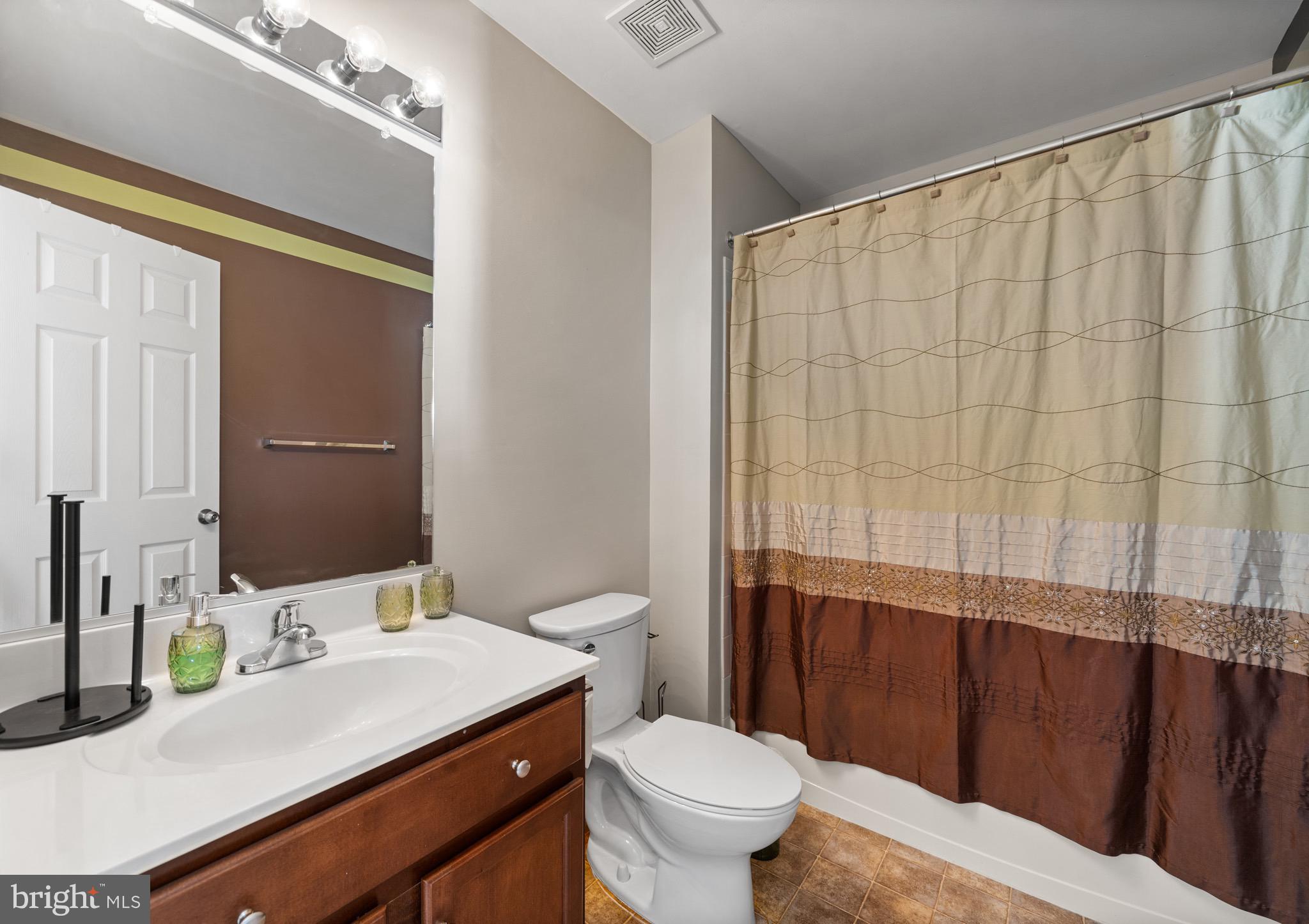 WORTHINGTON - Residential