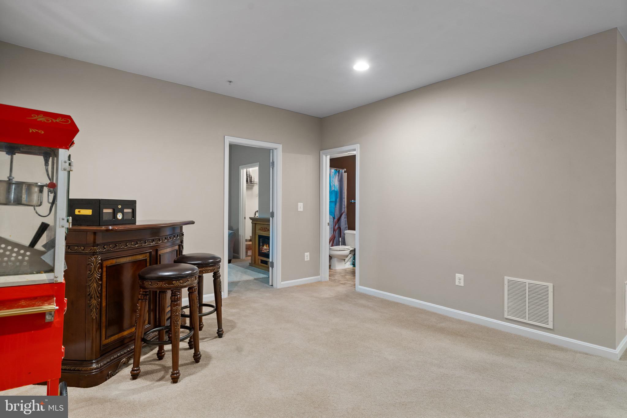 WORTHINGTON - Residential