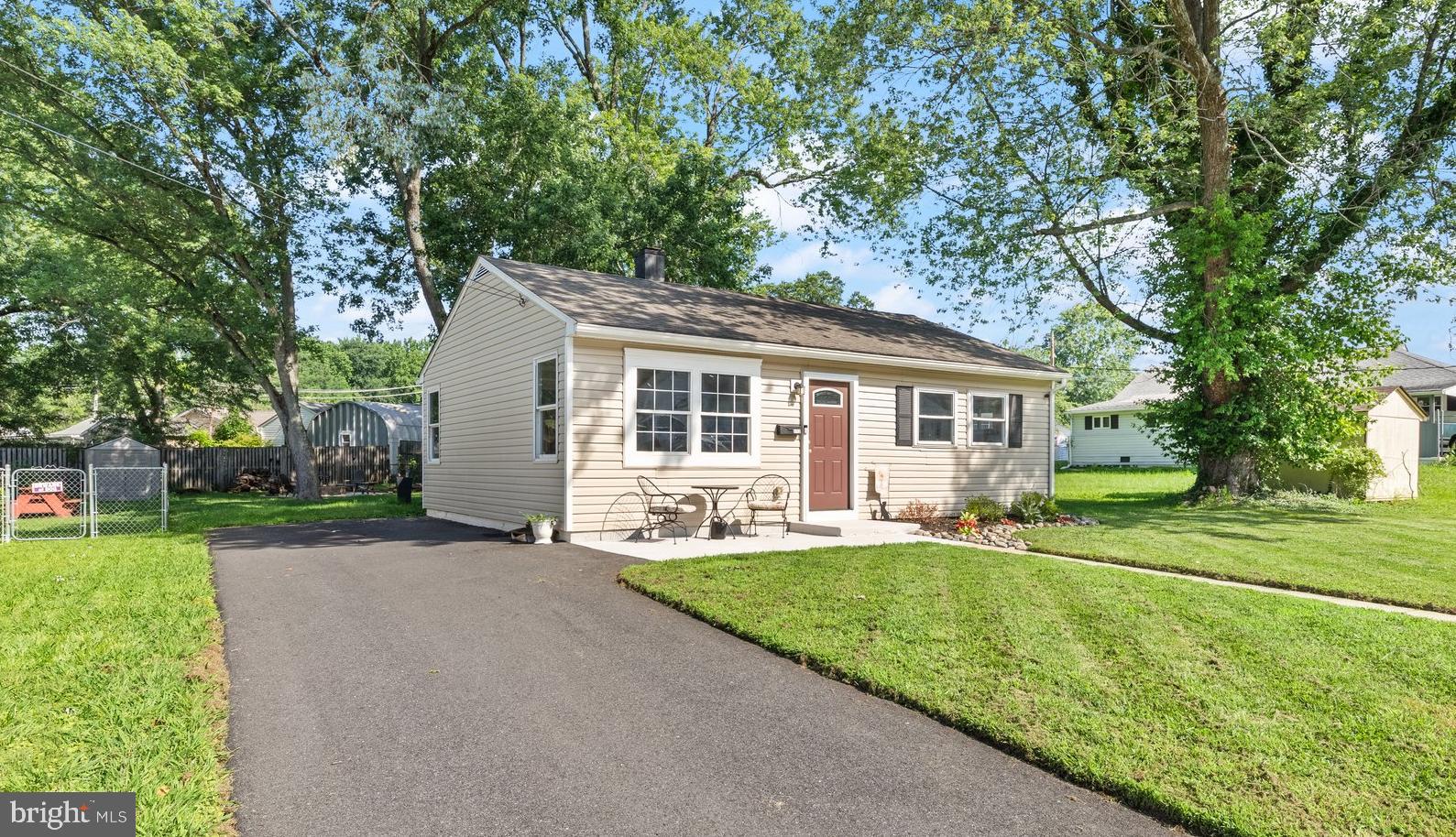 112 GUNNISON DRIVE