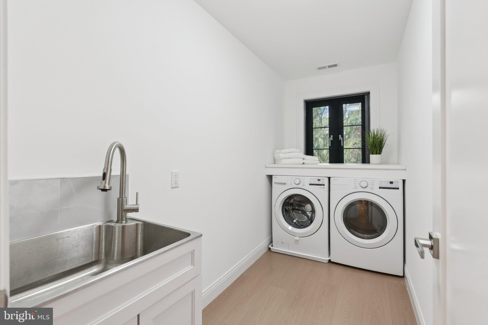 CHEVY CHASE VILLAGE - Residential