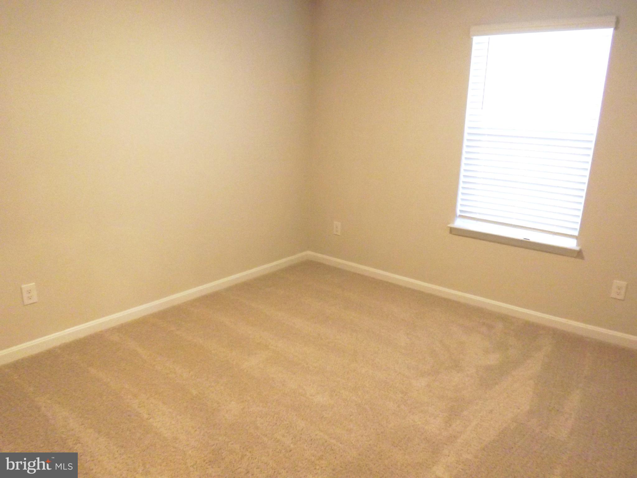 MAGNOLIA SPRINGS - Residential Lease