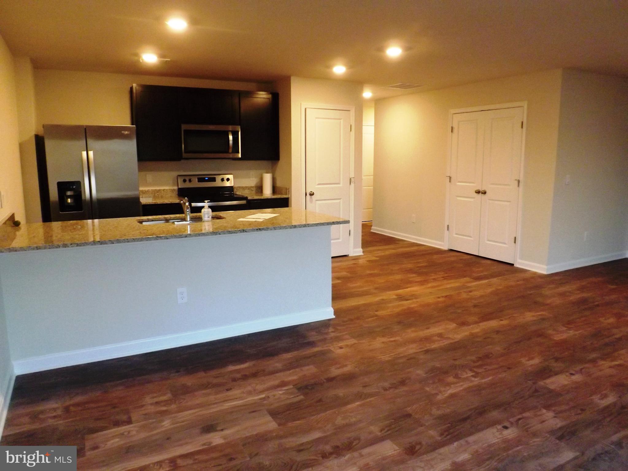 MAGNOLIA SPRINGS - Residential Lease