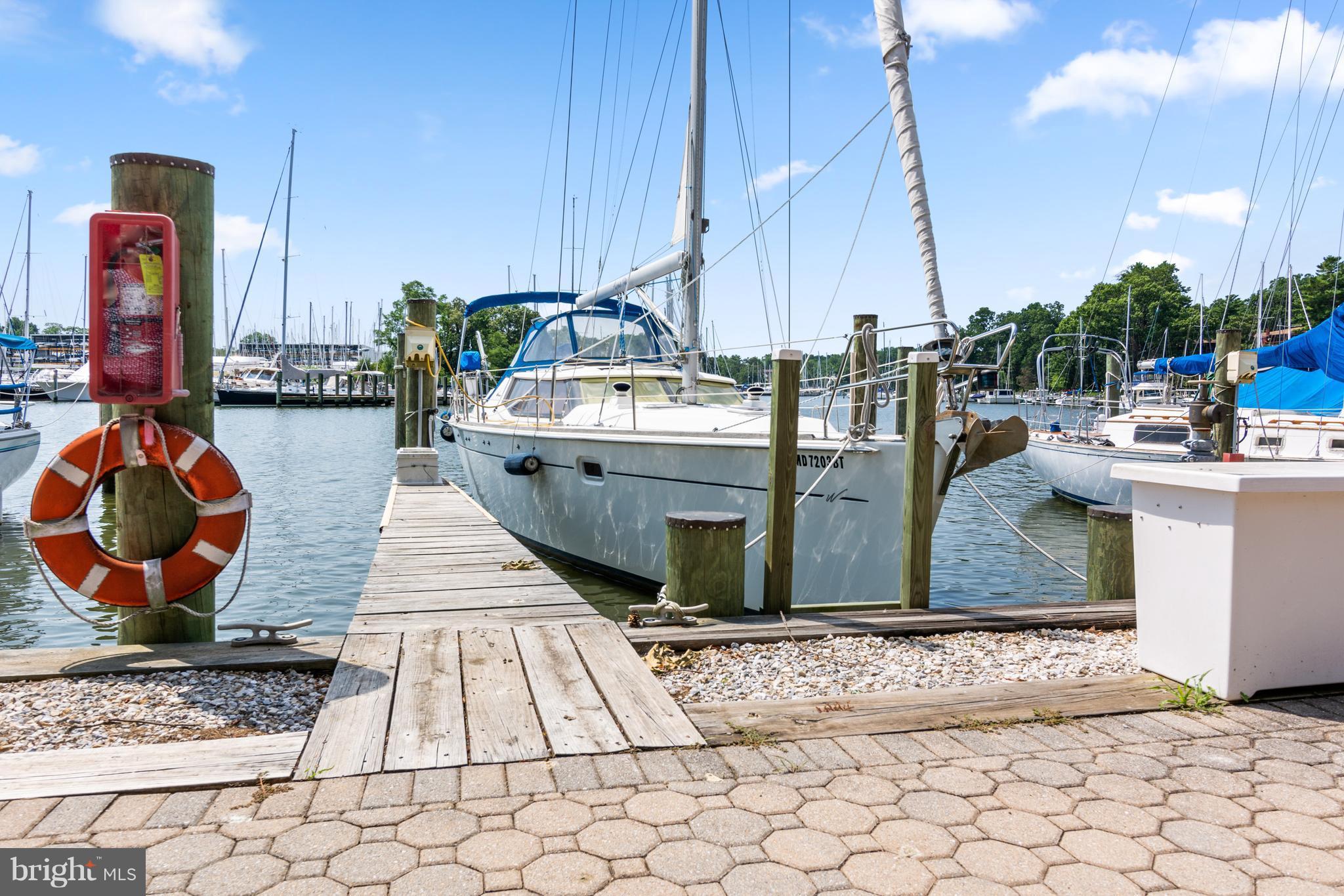 SEVERN HOUSE - Residential