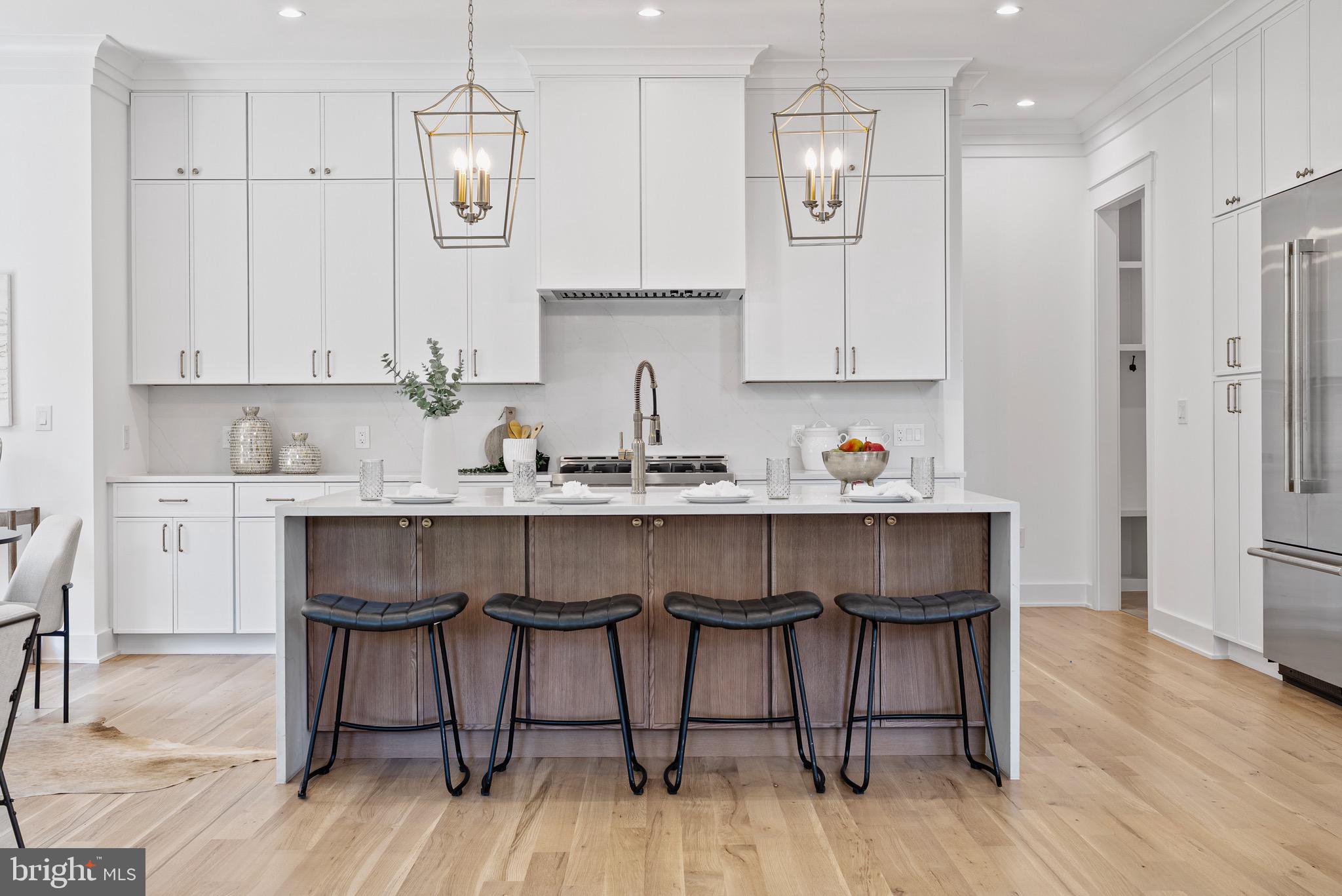 ALTA VISTA GARDENS - Residential