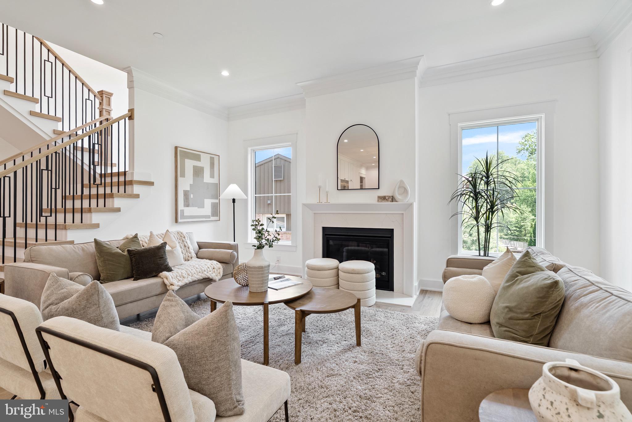 ALTA VISTA GARDENS - Residential