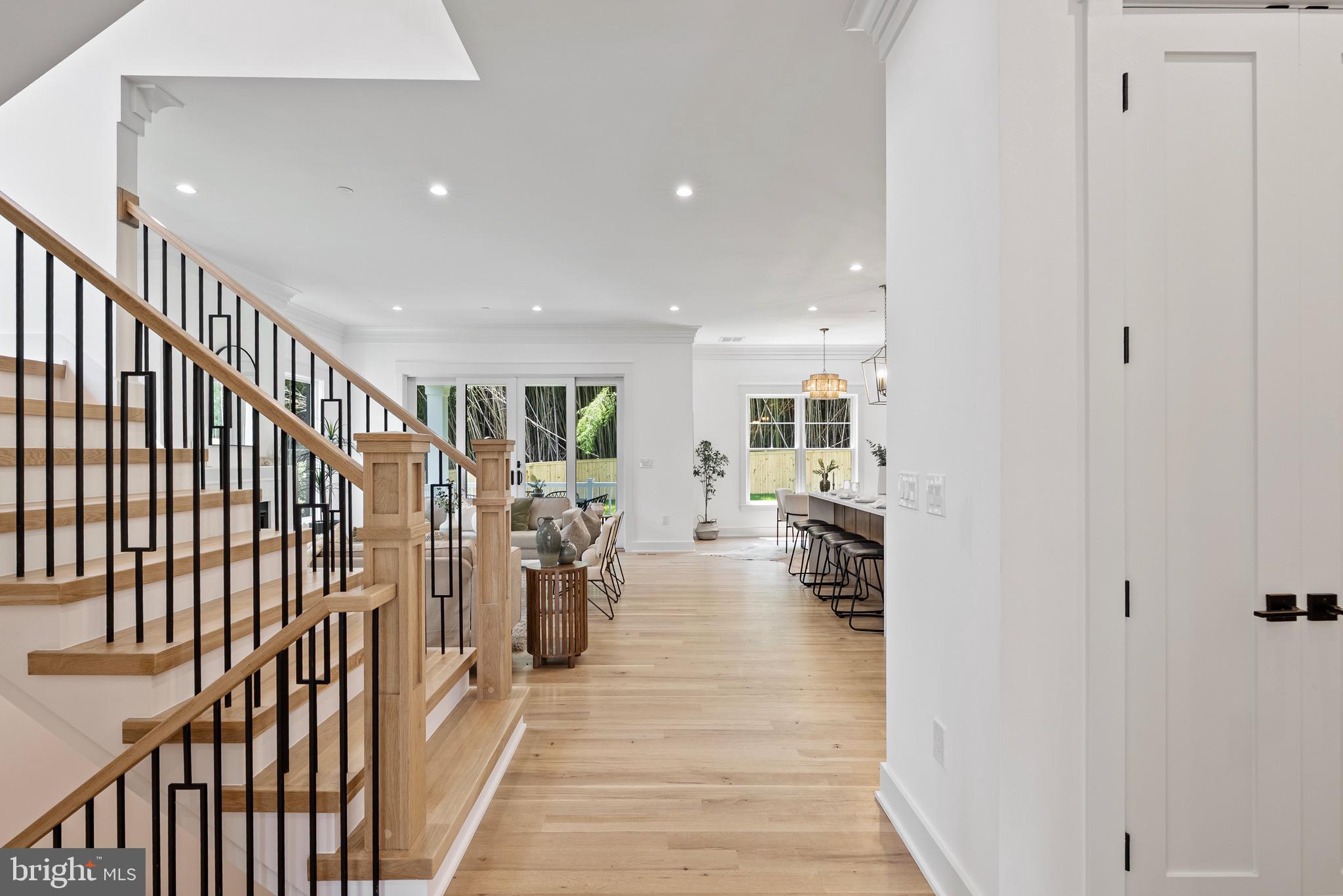 ALTA VISTA GARDENS - Residential