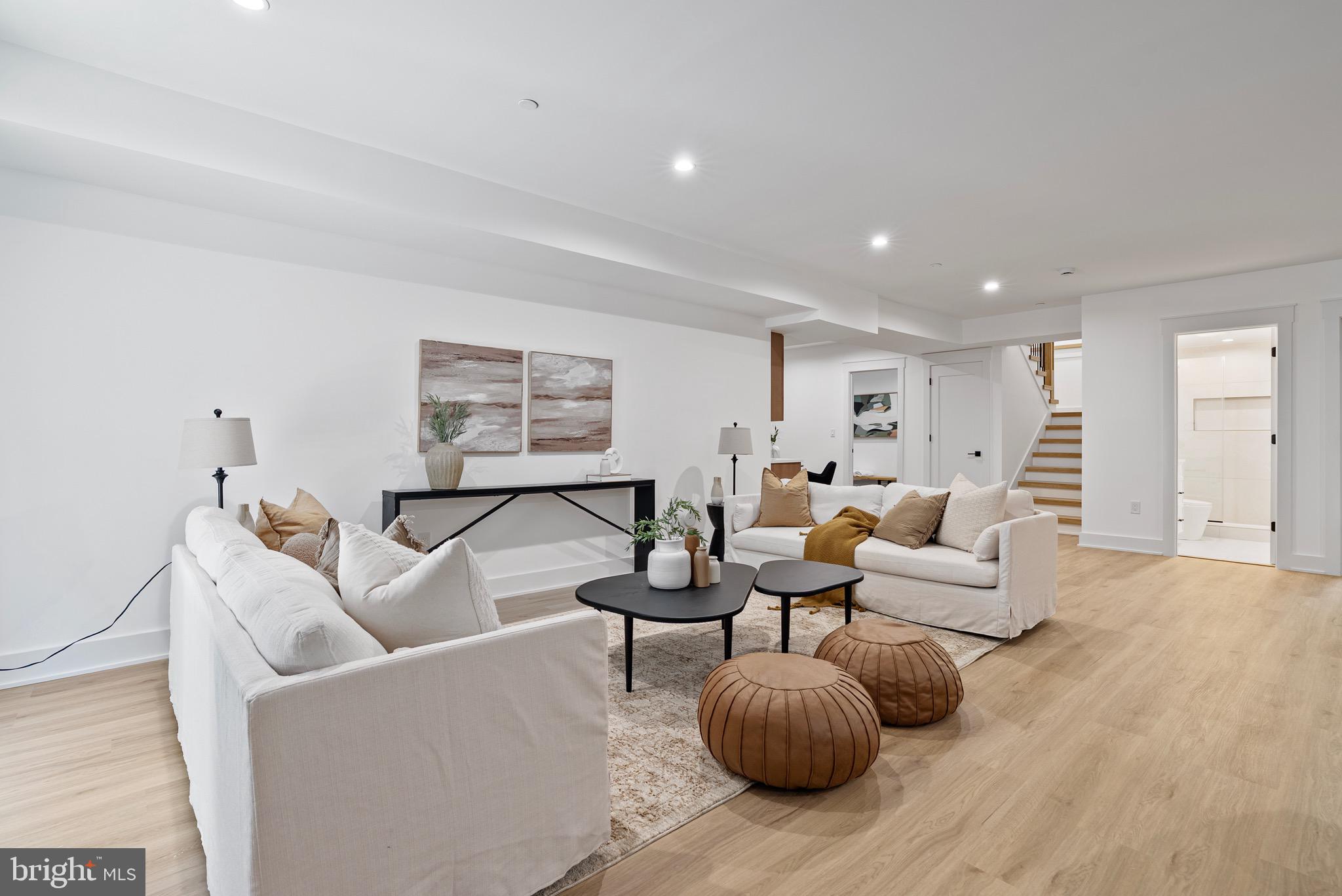 ALTA VISTA GARDENS - Residential