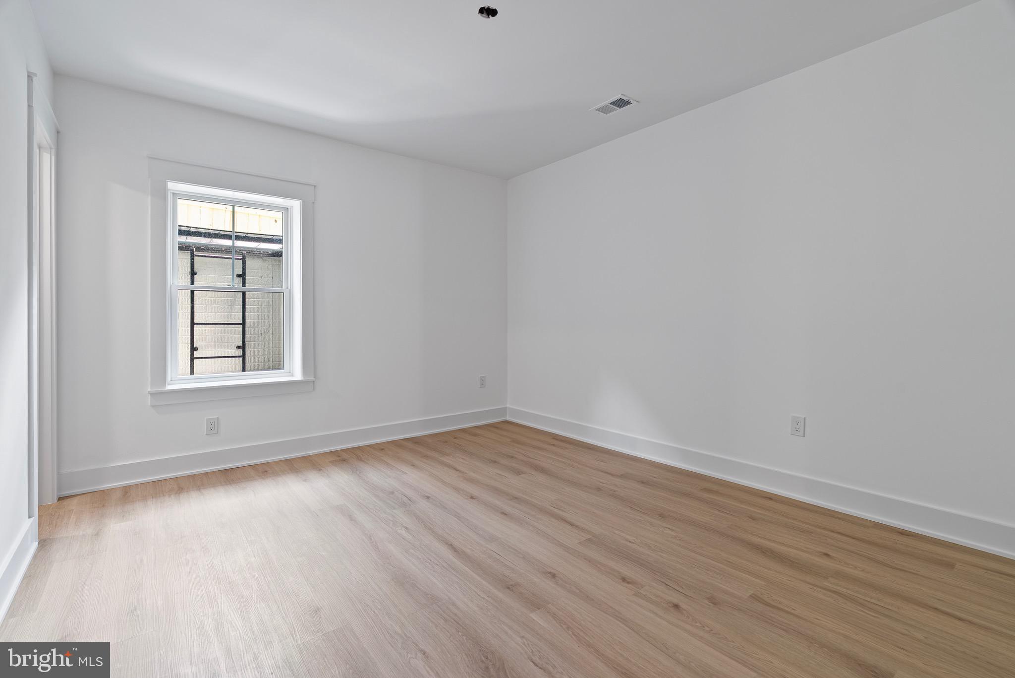 ALTA VISTA GARDENS - Residential