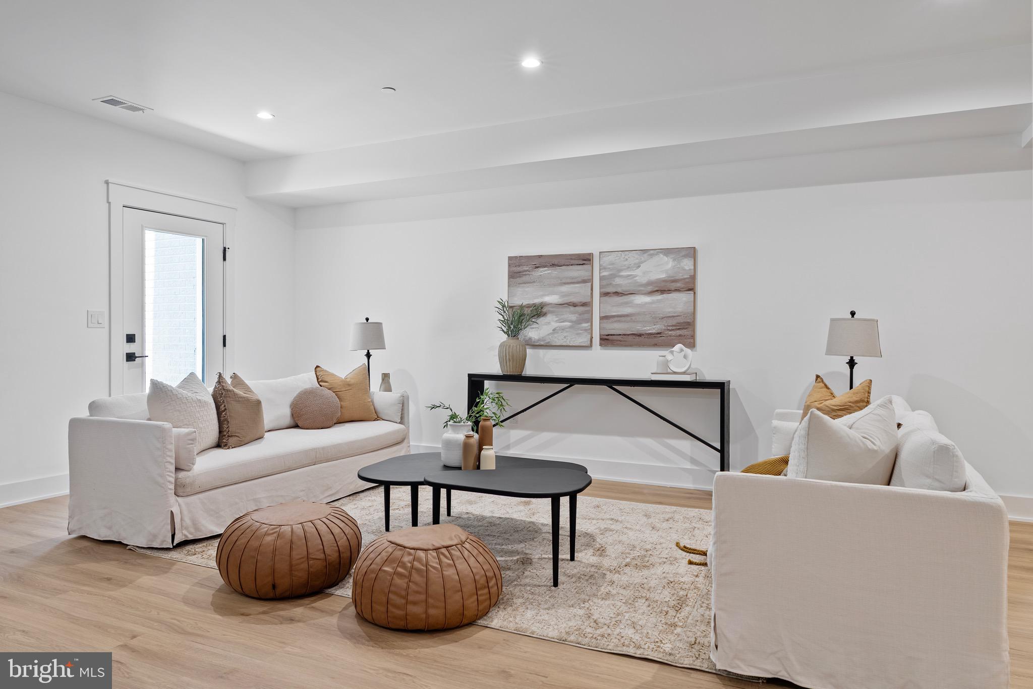 ALTA VISTA GARDENS - Residential