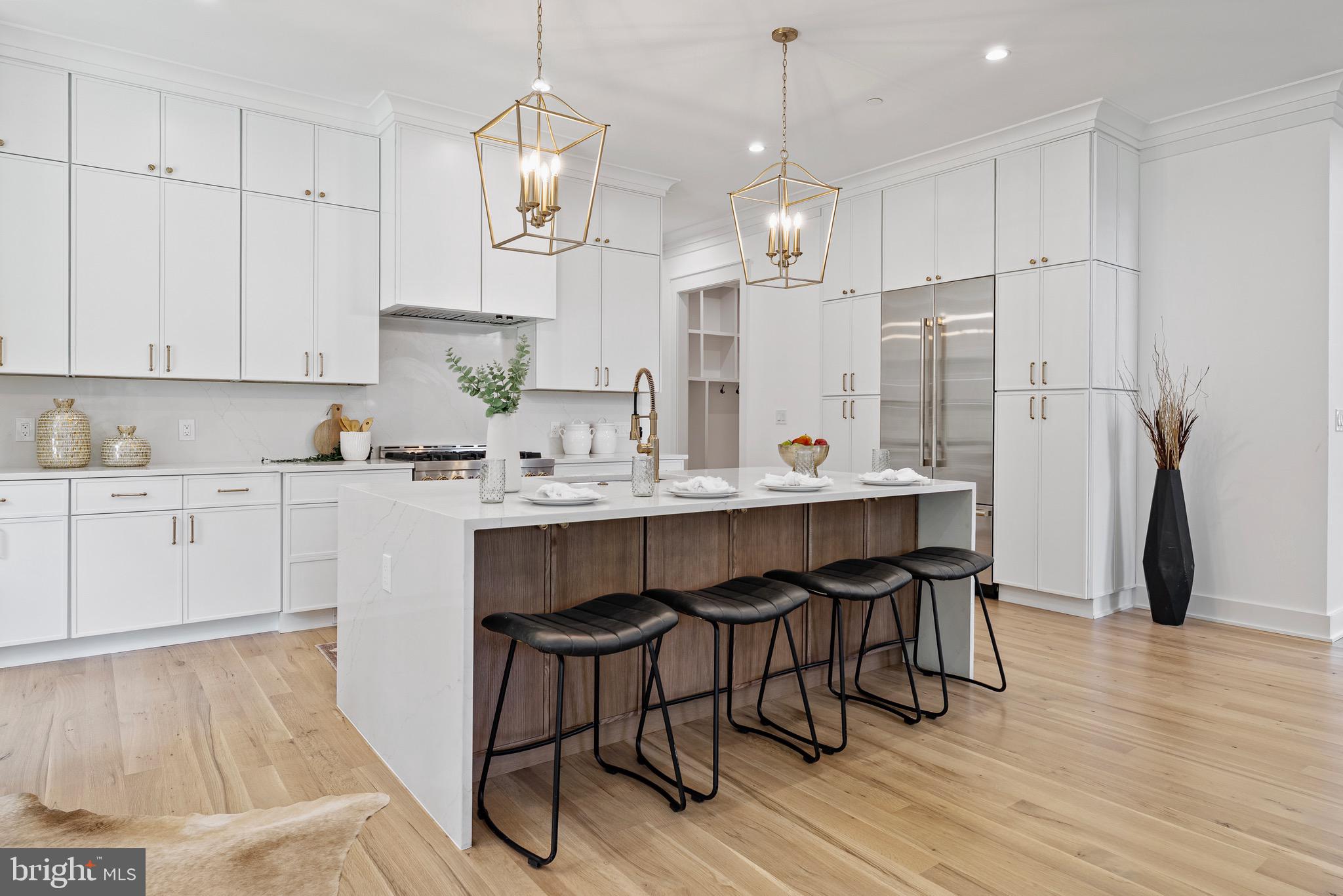 ALTA VISTA GARDENS - Residential