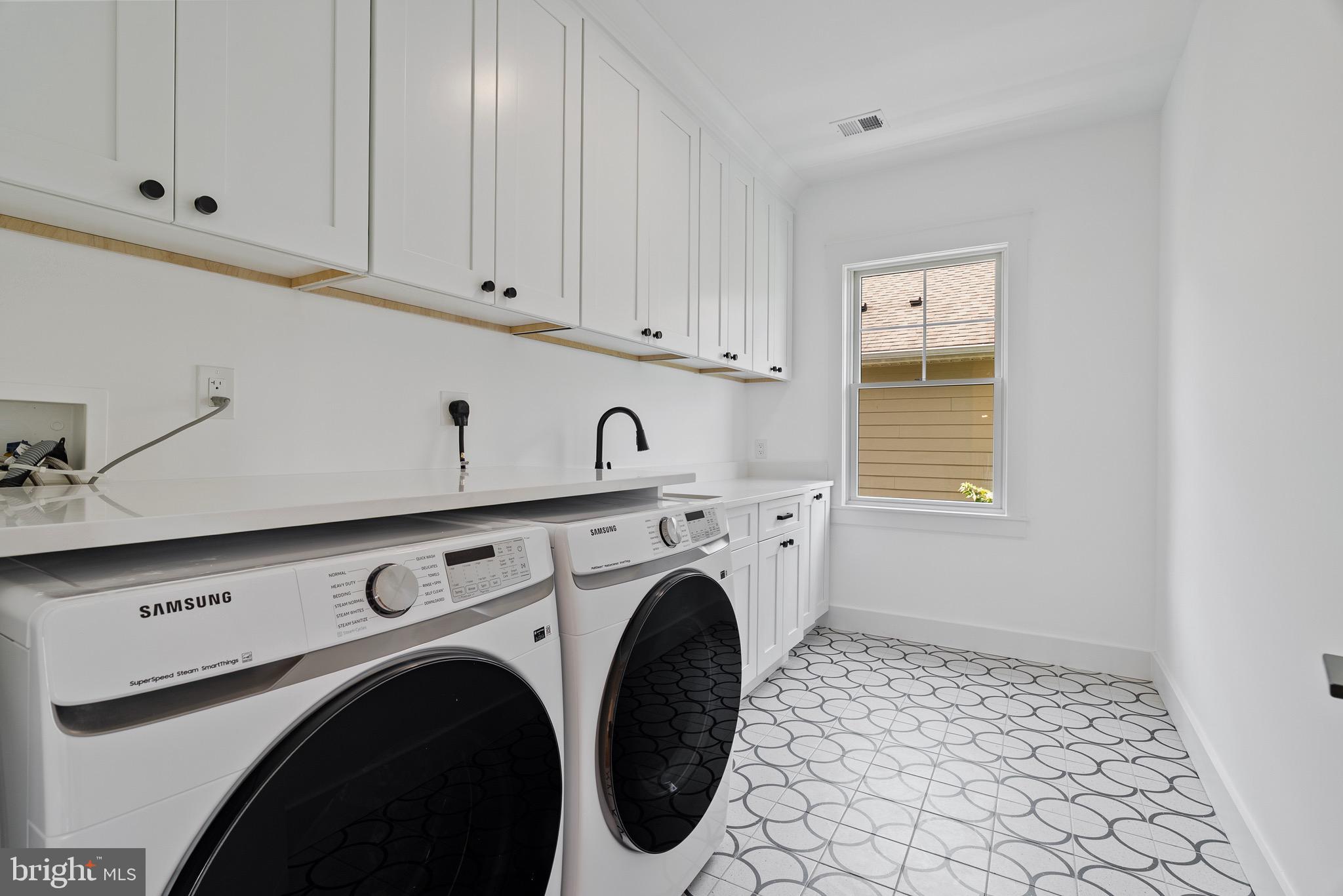 ALTA VISTA GARDENS - Residential