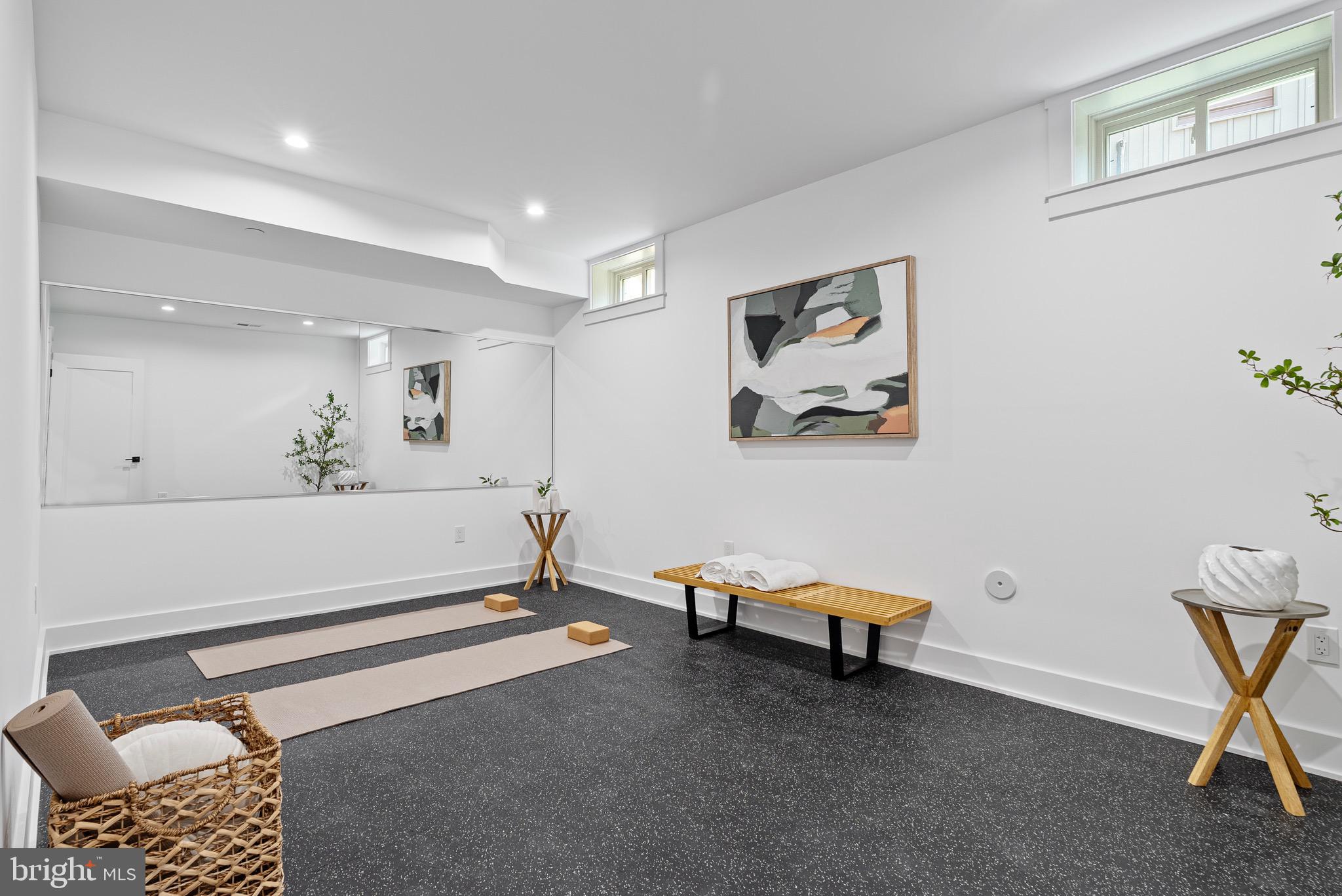 ALTA VISTA GARDENS - Residential