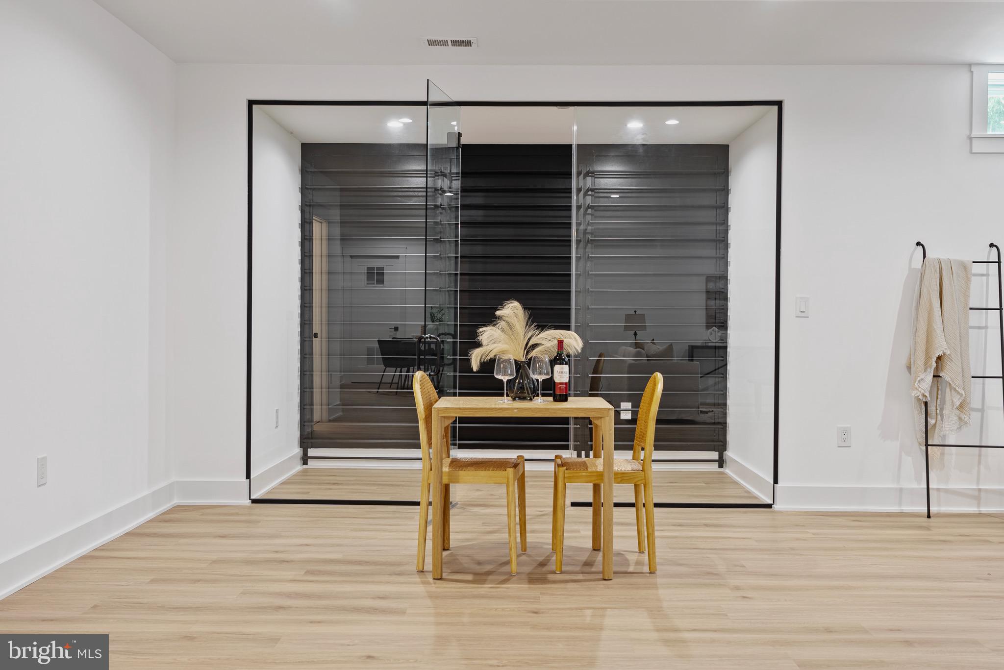 ALTA VISTA GARDENS - Residential