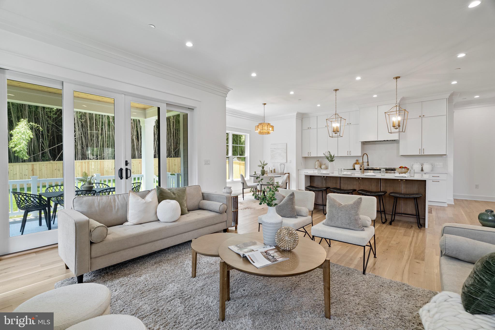 ALTA VISTA GARDENS - Residential