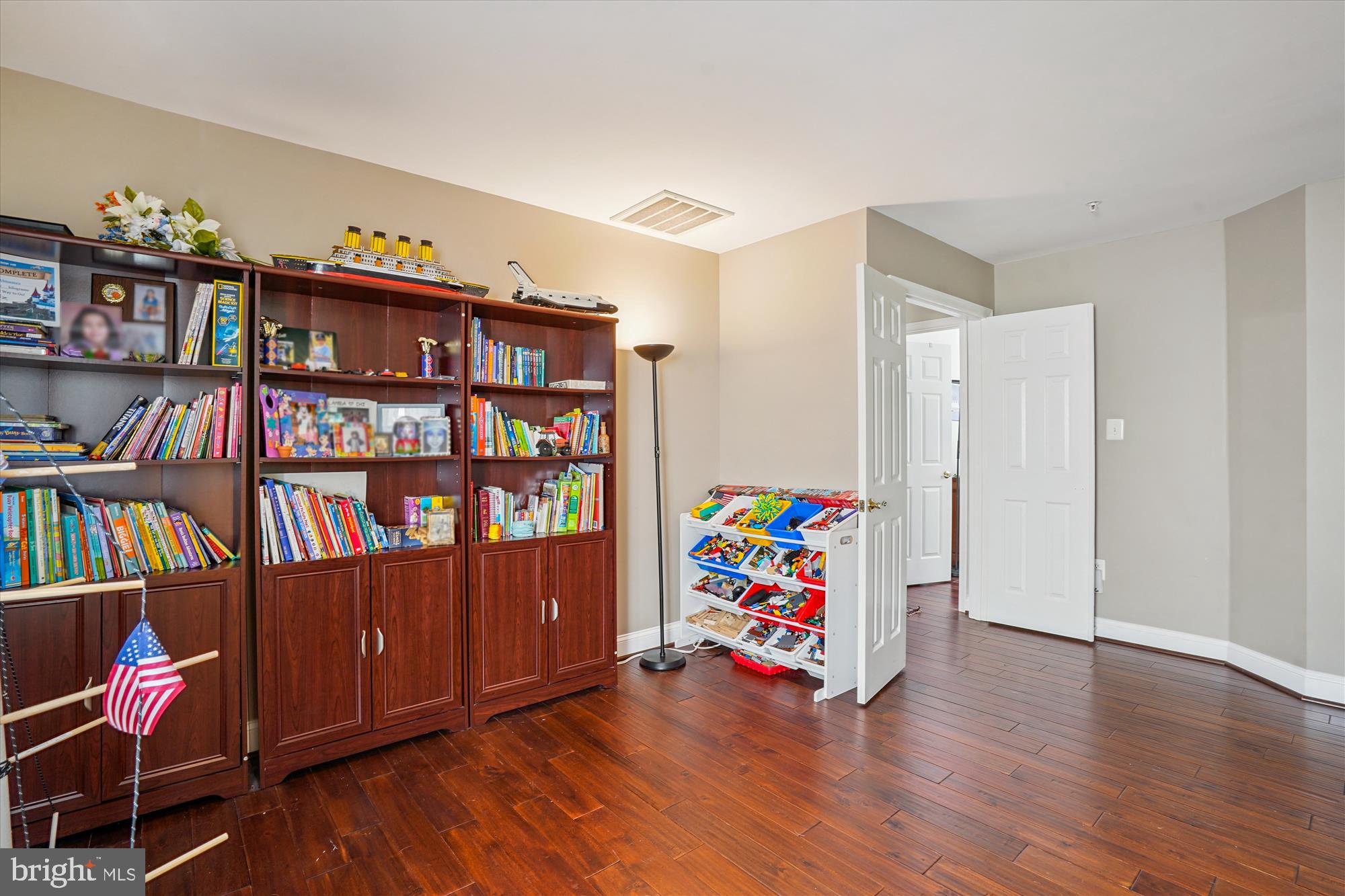 BARRISTER'S KEEPE - Residential