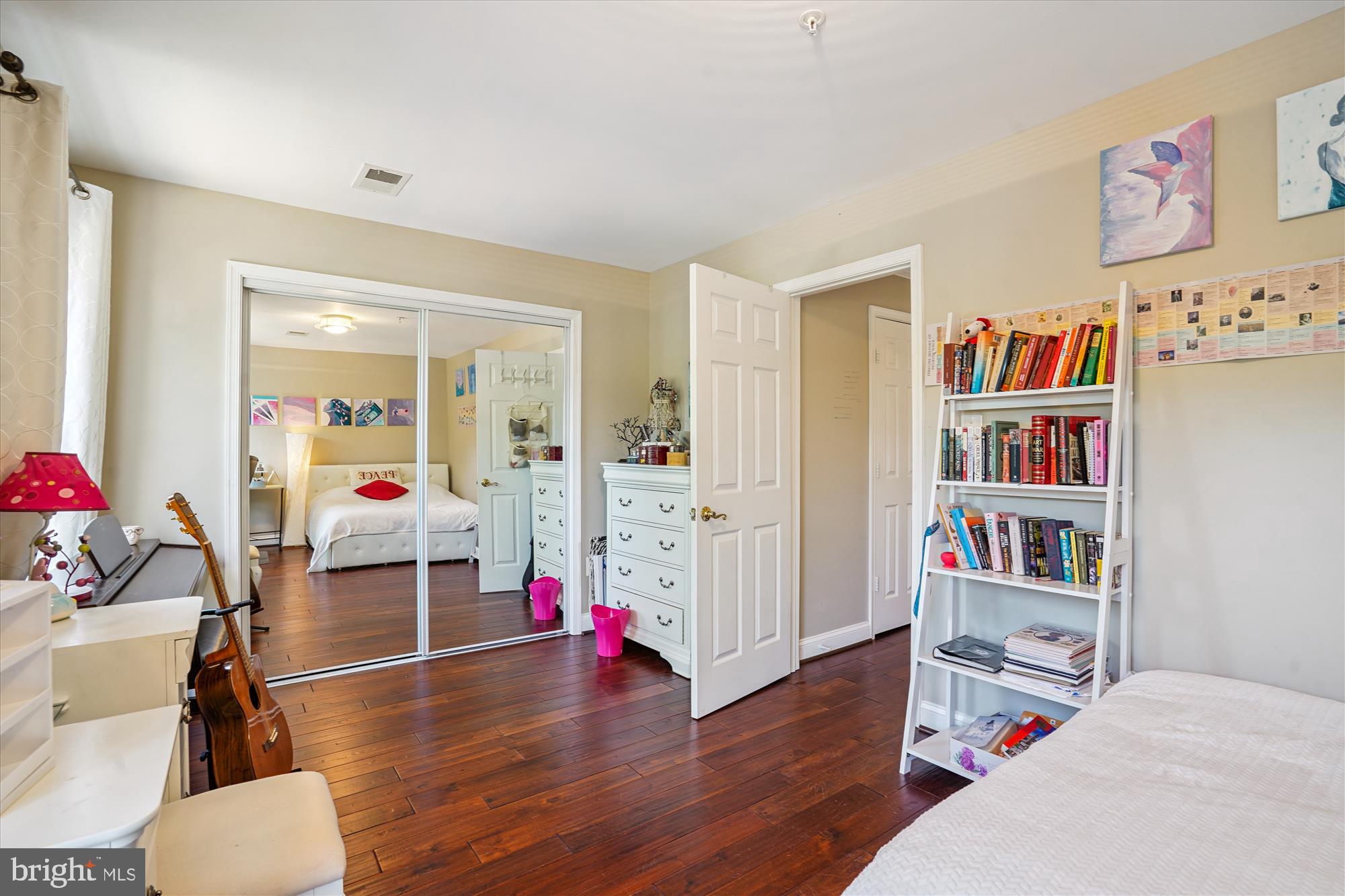 BARRISTER'S KEEPE - Residential