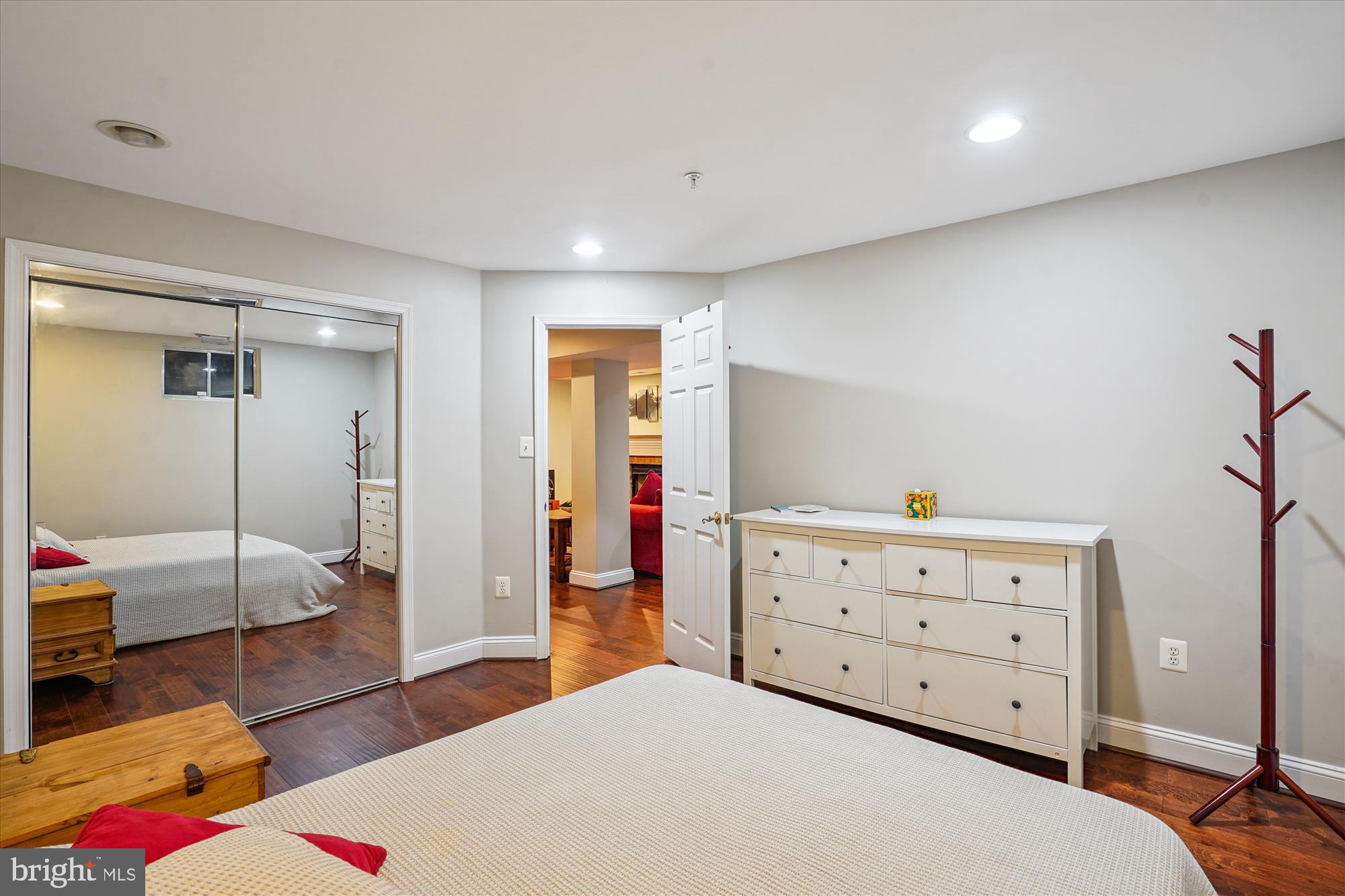 BARRISTER'S KEEPE - Residential