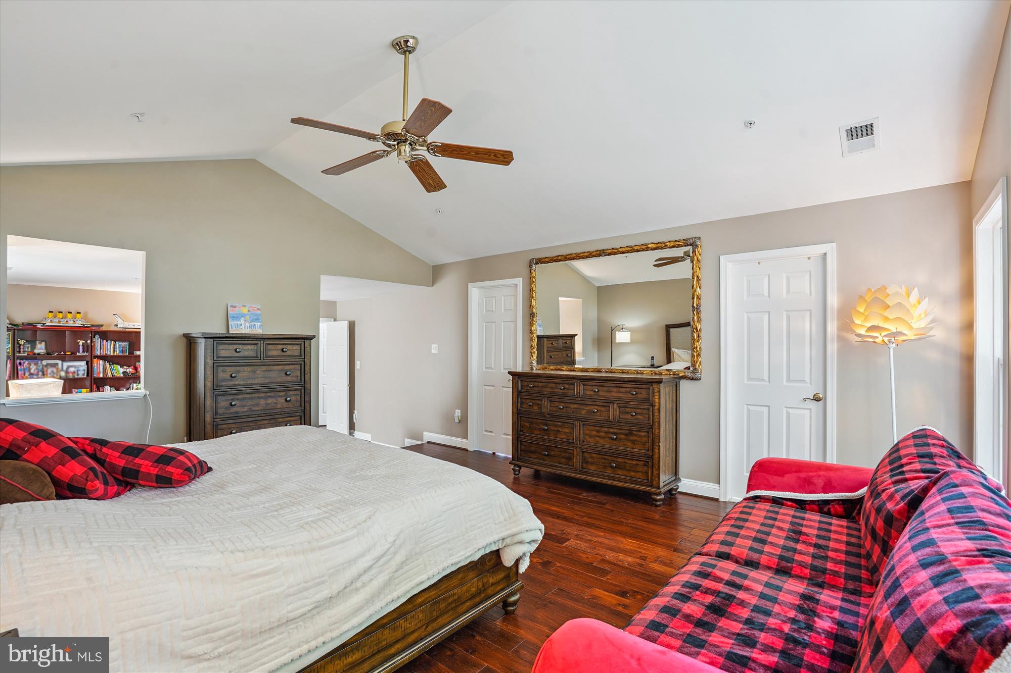 BARRISTER'S KEEPE - Residential