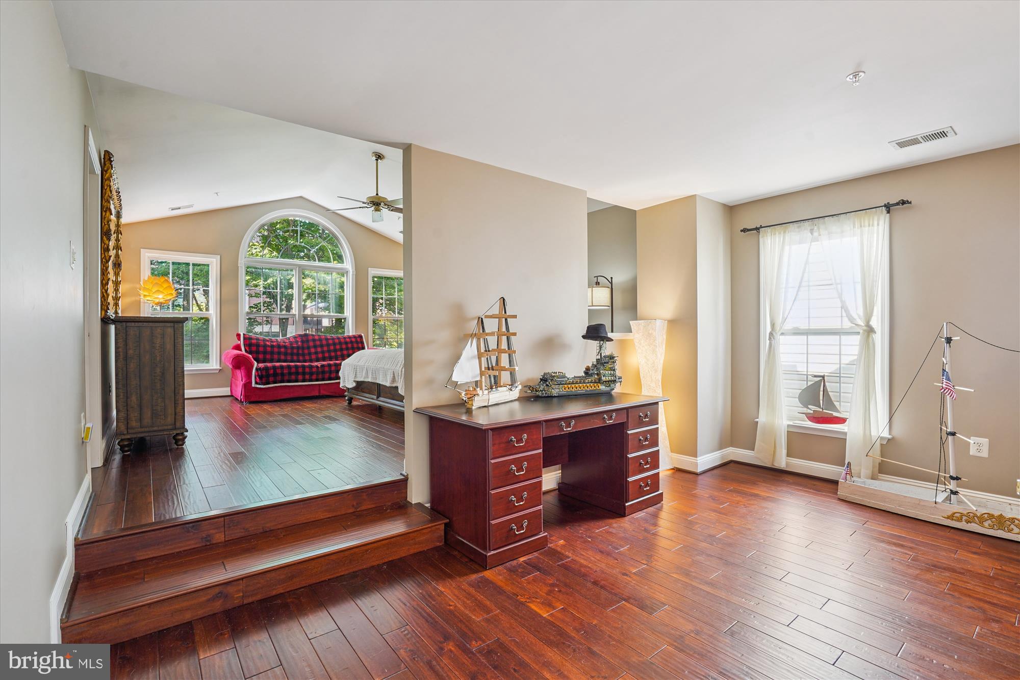 BARRISTER'S KEEPE - Residential