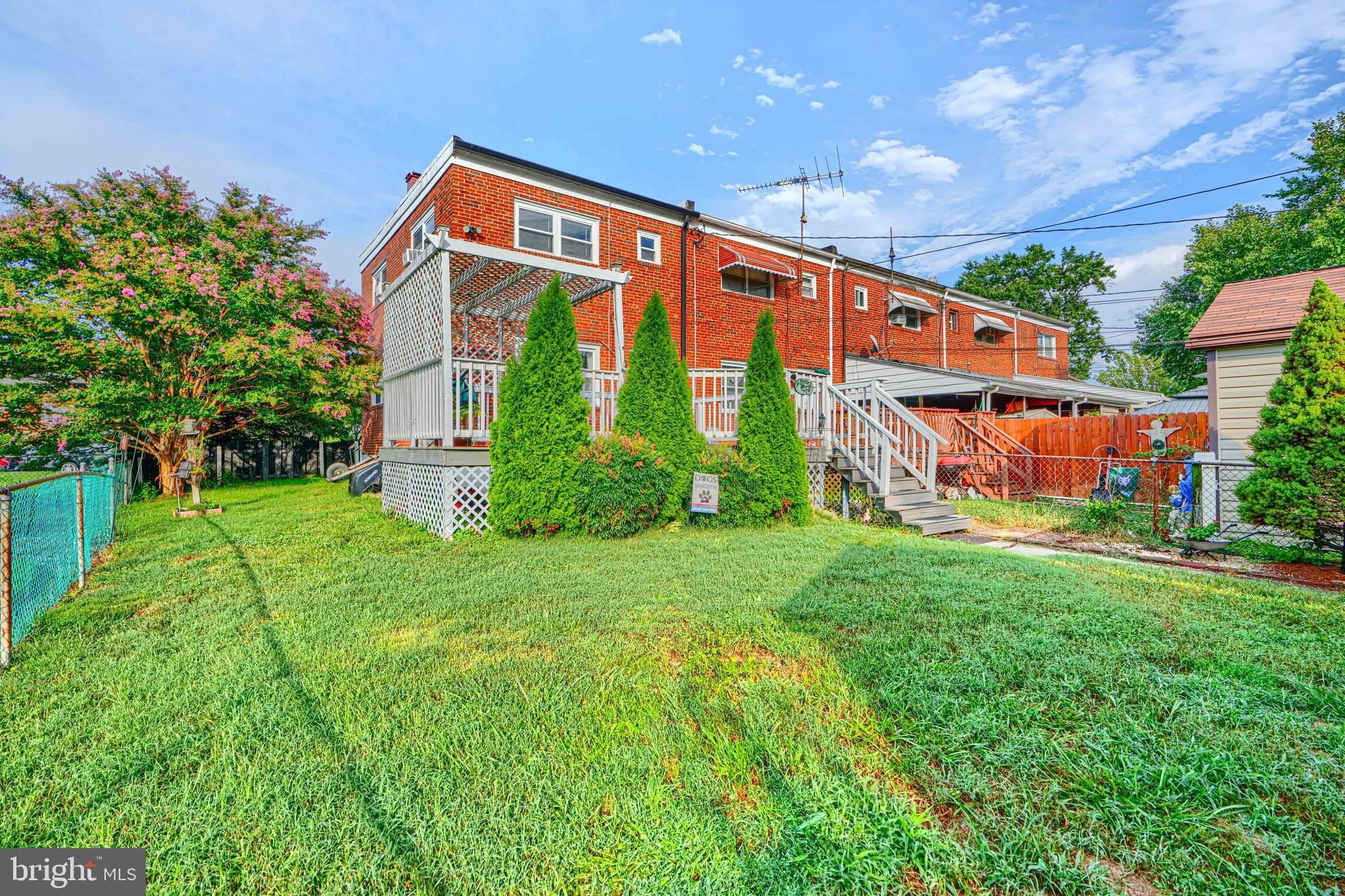 COUNTRY RIDGE - Residential