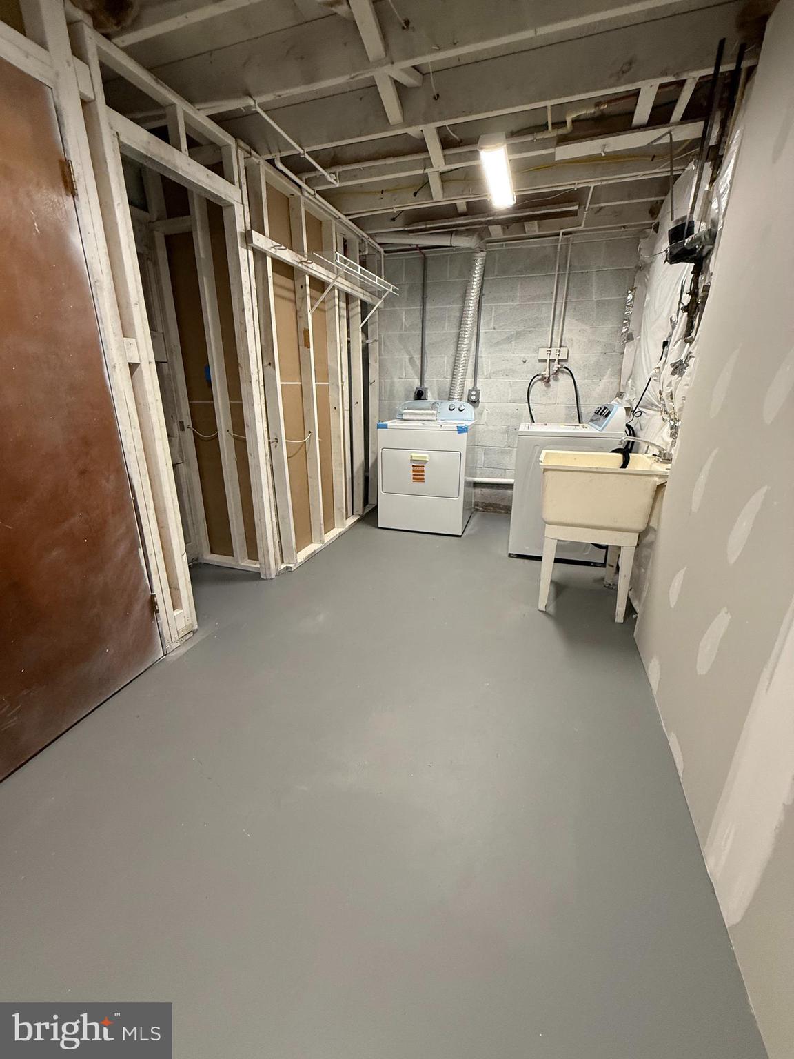 SPRINGBROOK - Residential Lease