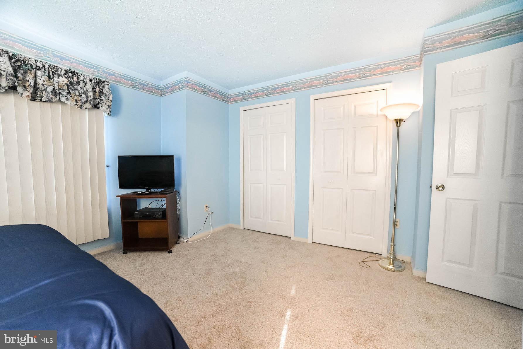 HAMPSHIRE - Residential