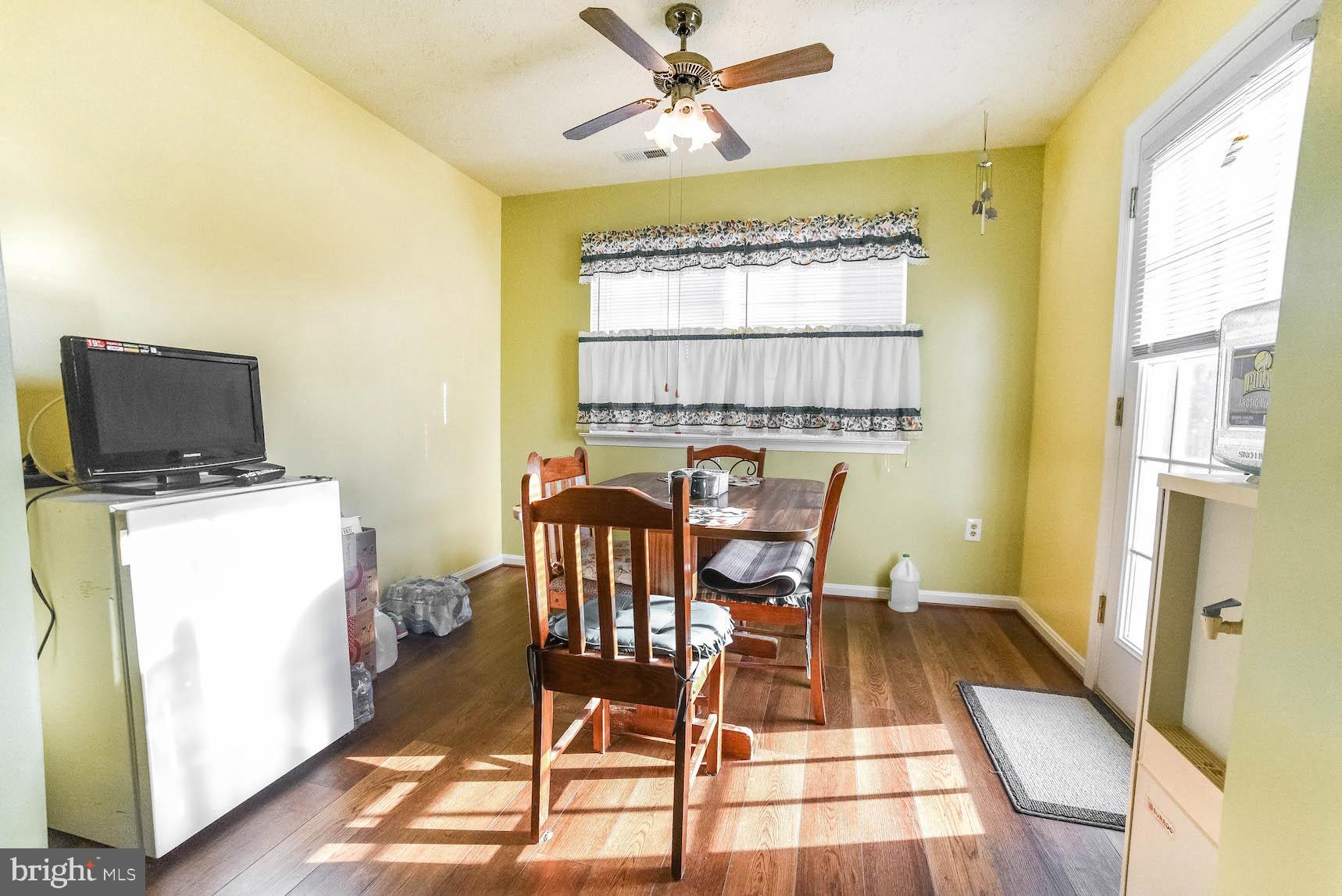 HAMPSHIRE - Residential