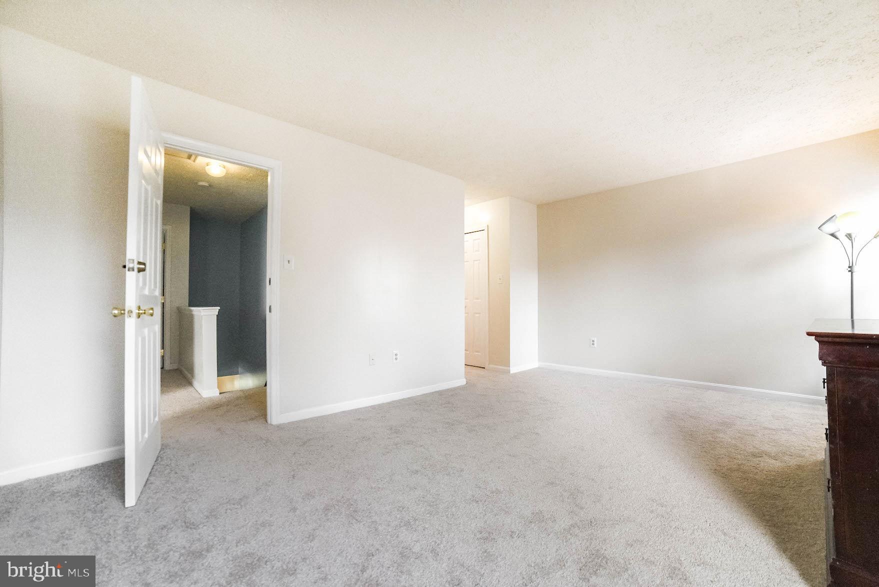 HAMPSHIRE - Residential