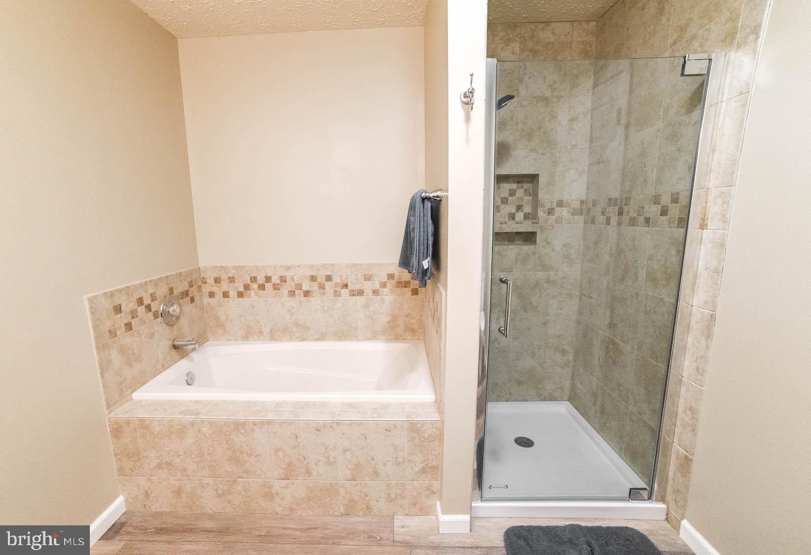 HAMPSHIRE - Residential