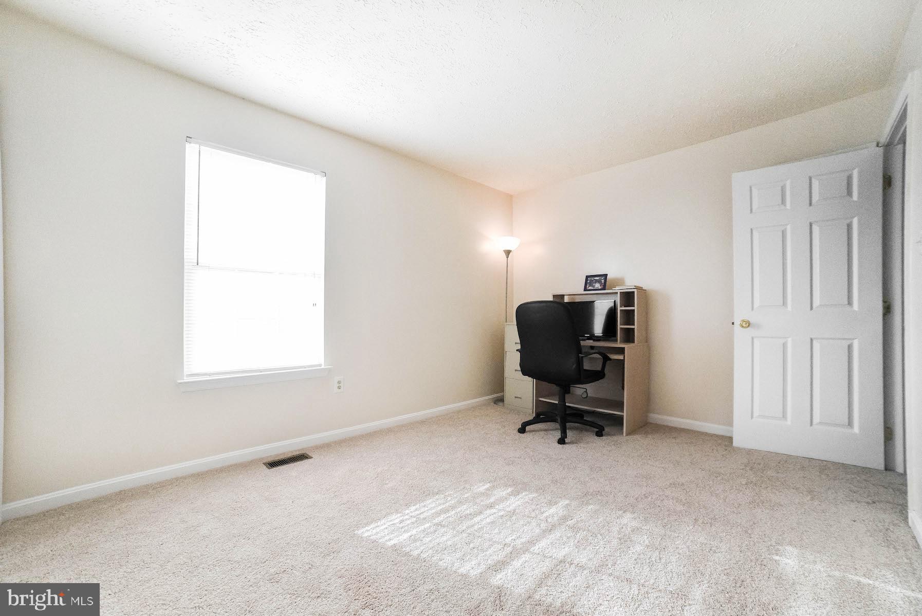 HAMPSHIRE - Residential