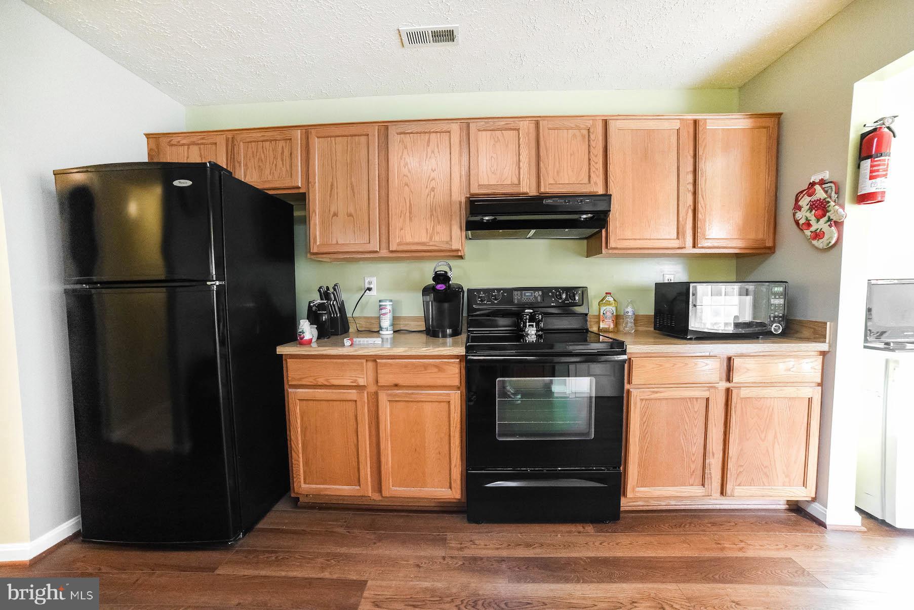 HAMPSHIRE - Residential