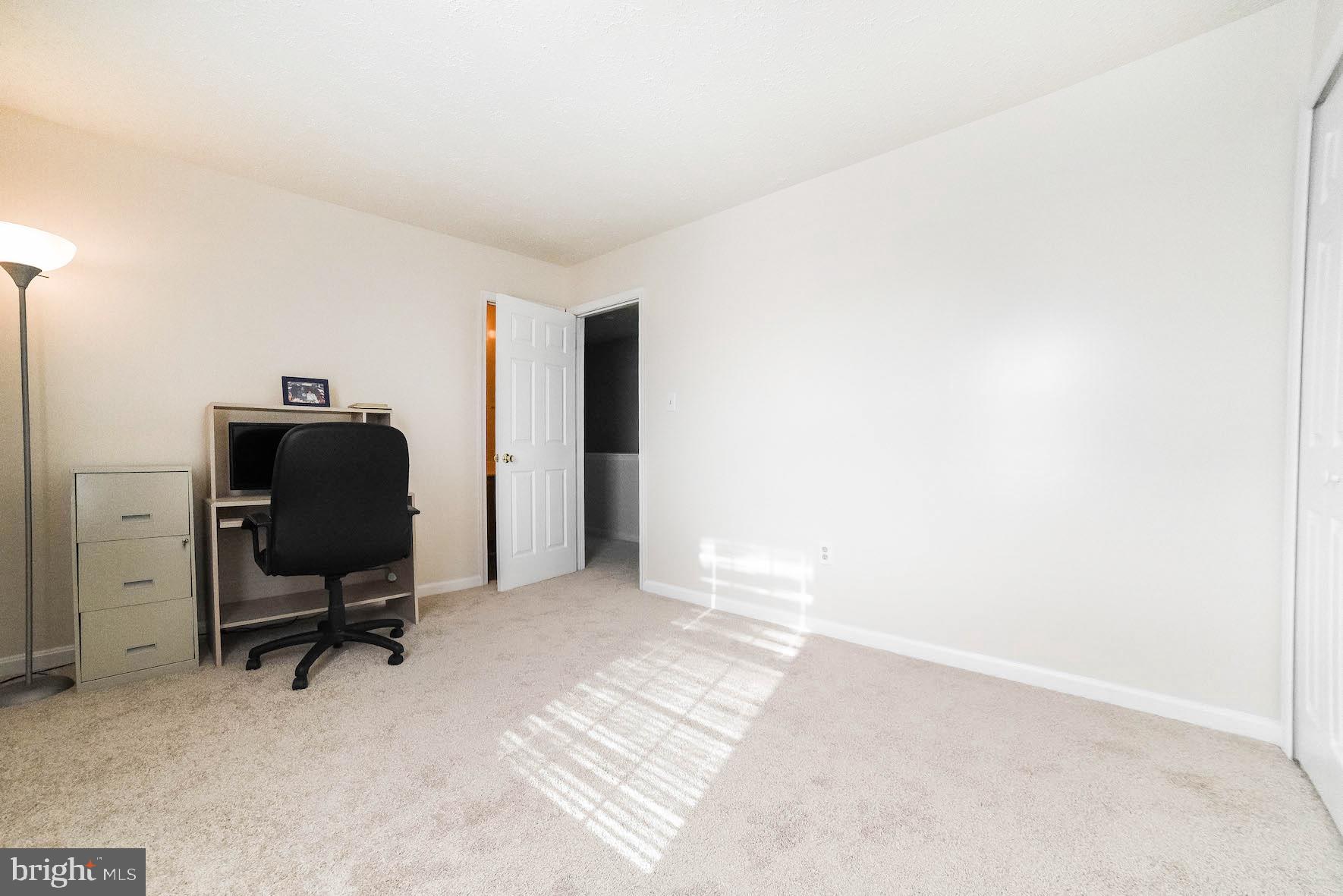 HAMPSHIRE - Residential