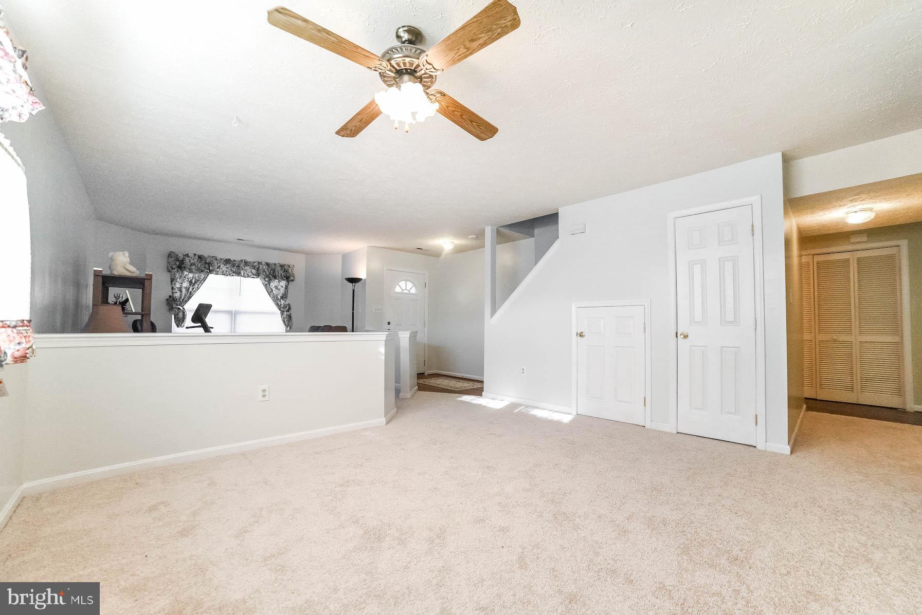 HAMPSHIRE - Residential