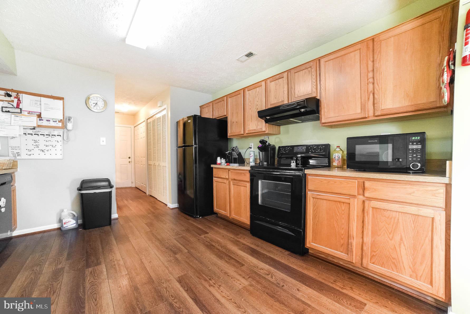 HAMPSHIRE - Residential