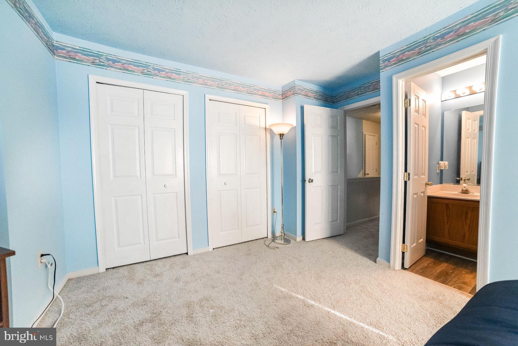 HAMPSHIRE - Residential