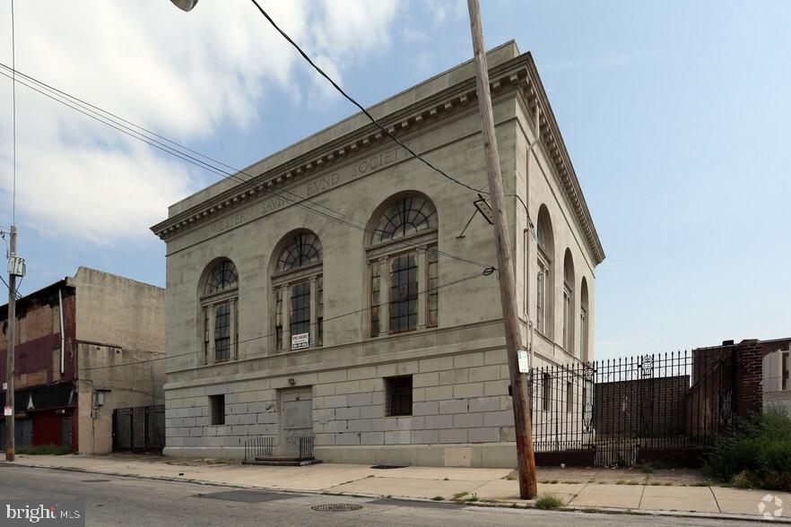 KENSINGTON - Commercial Sale