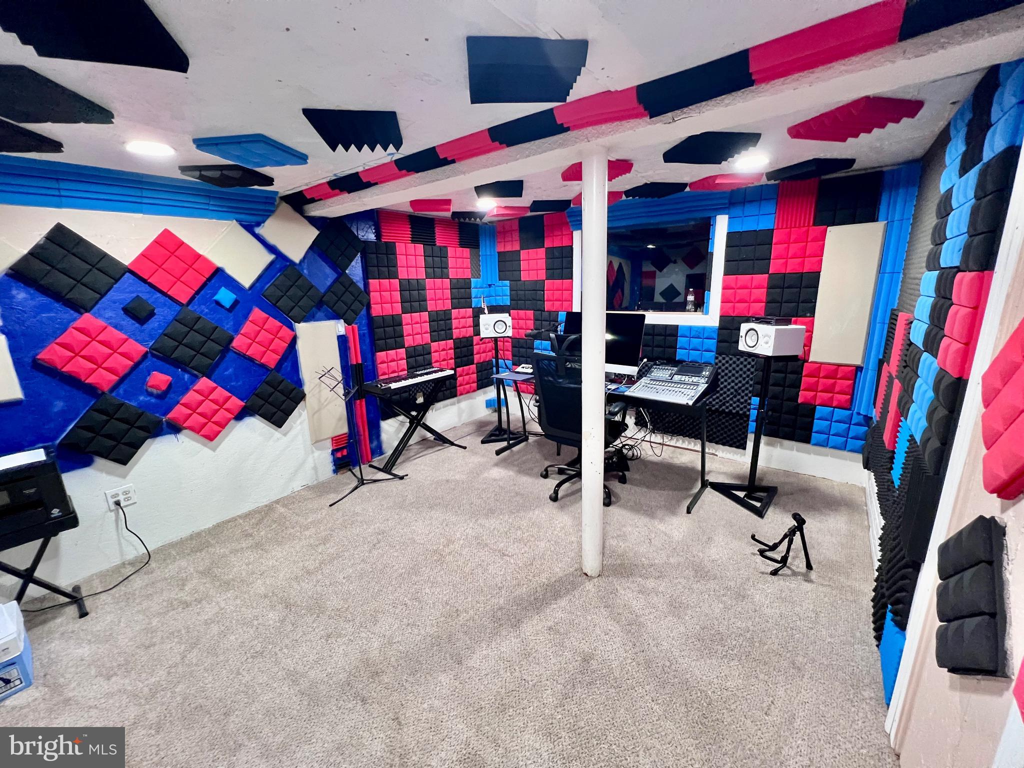 ELM RIDGE - Residential