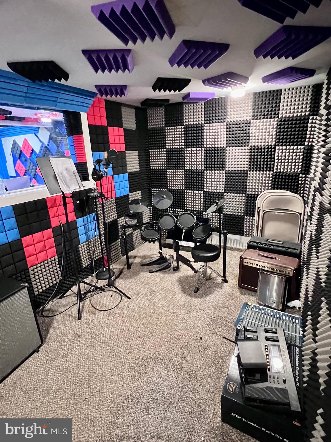 ELM RIDGE - Residential