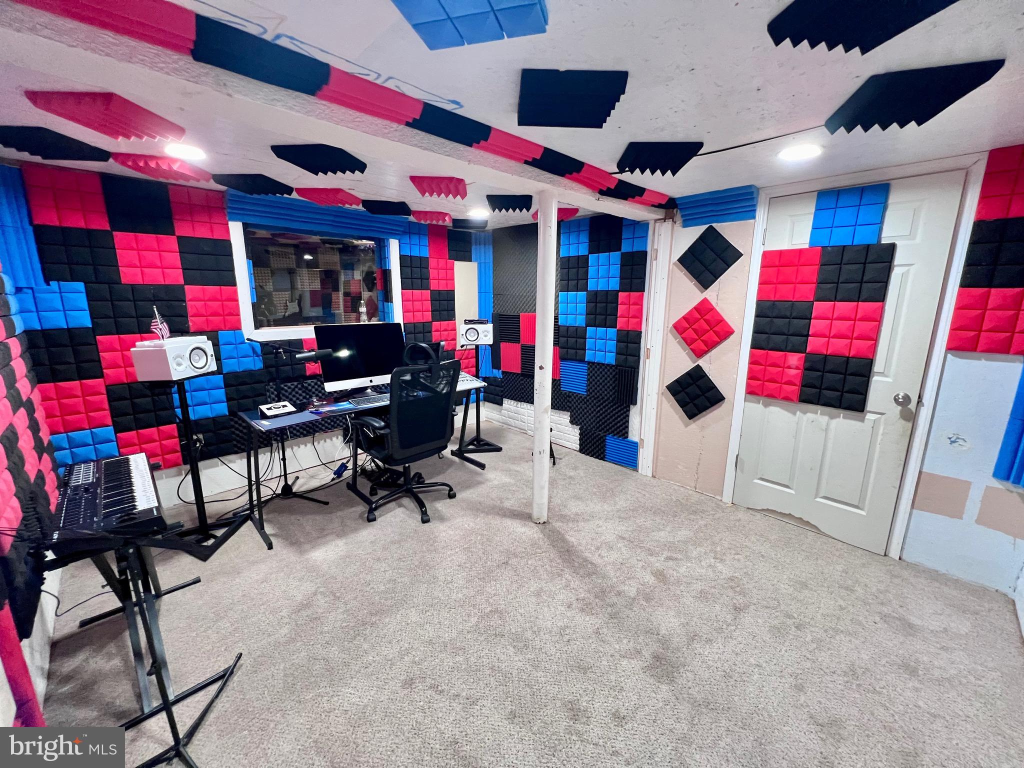 ELM RIDGE - Residential